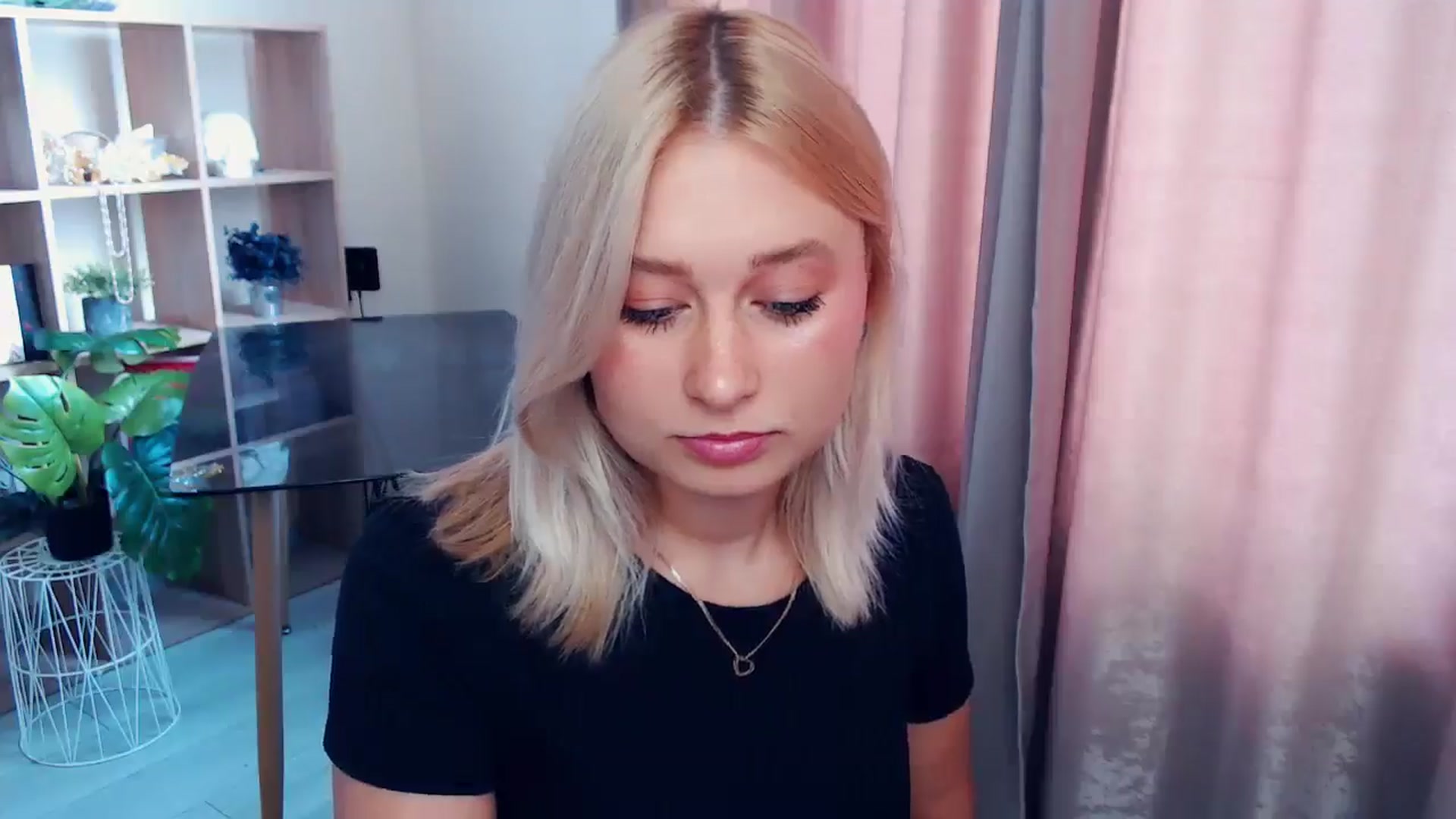 Gallery image thumbnail from Perfect_Star's myfreecams stream on, 09/07/2025, 10:31 image 4 of 20