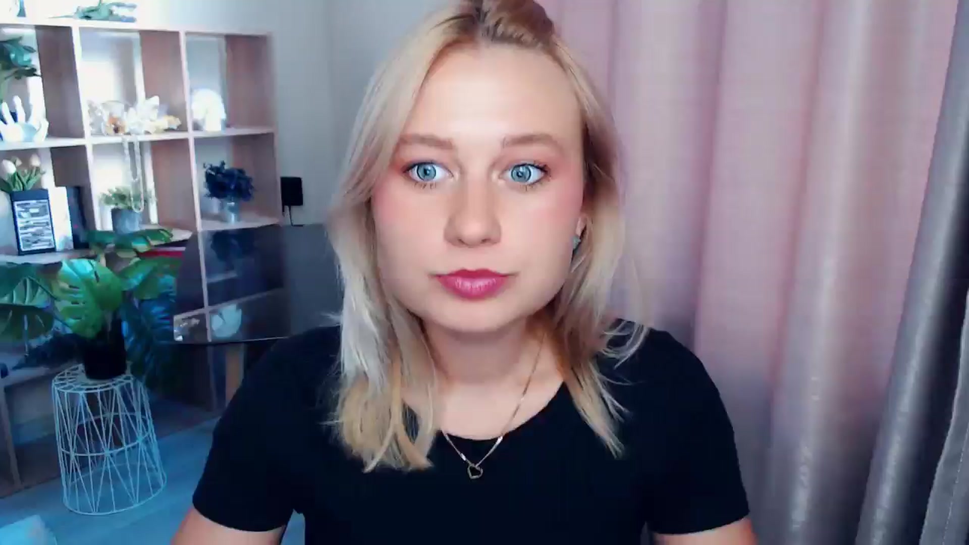 Gallery image thumbnail from Perfect_Star's myfreecams stream on, 09/07/2025, 16:18 image 1 of 20
