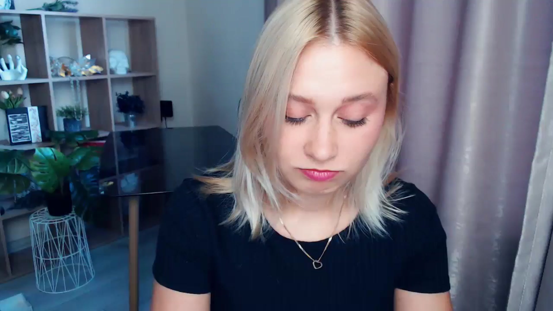 Gallery image thumbnail from Perfect_Star's myfreecams stream on, 09/07/2025, 16:18 image 17 of 20