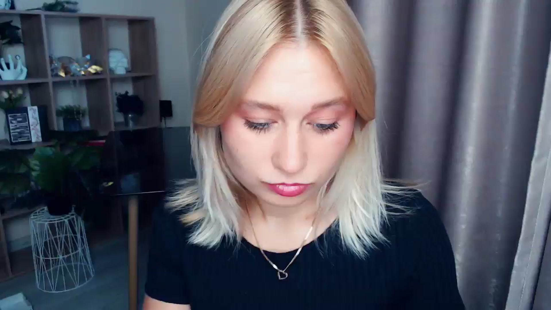Gallery image thumbnail from Perfect_Star's myfreecams stream on, 09/07/2025, 16:52 image 5 of 20