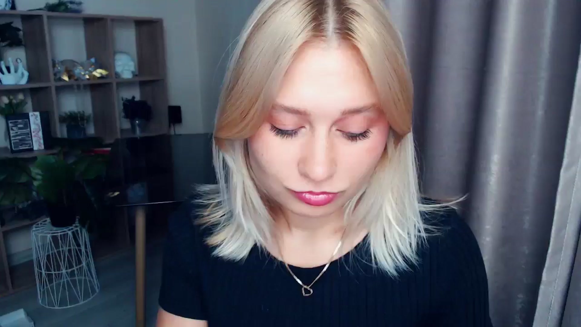 Gallery image thumbnail from Perfect_Star's myfreecams stream on, 09/07/2025, 16:52 image 9 of 20