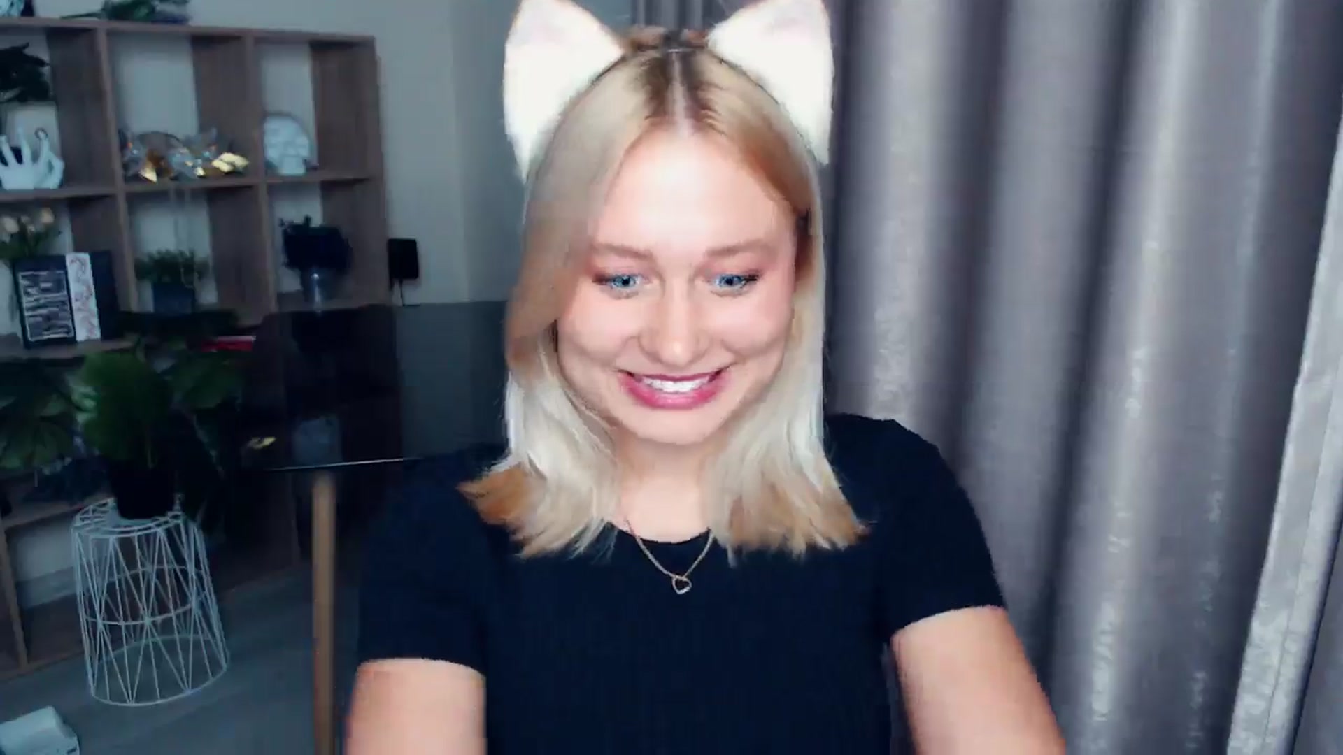 Gallery image thumbnail from Perfect_Star's myfreecams stream on, 09/07/2025, 16:52 image 19 of 20