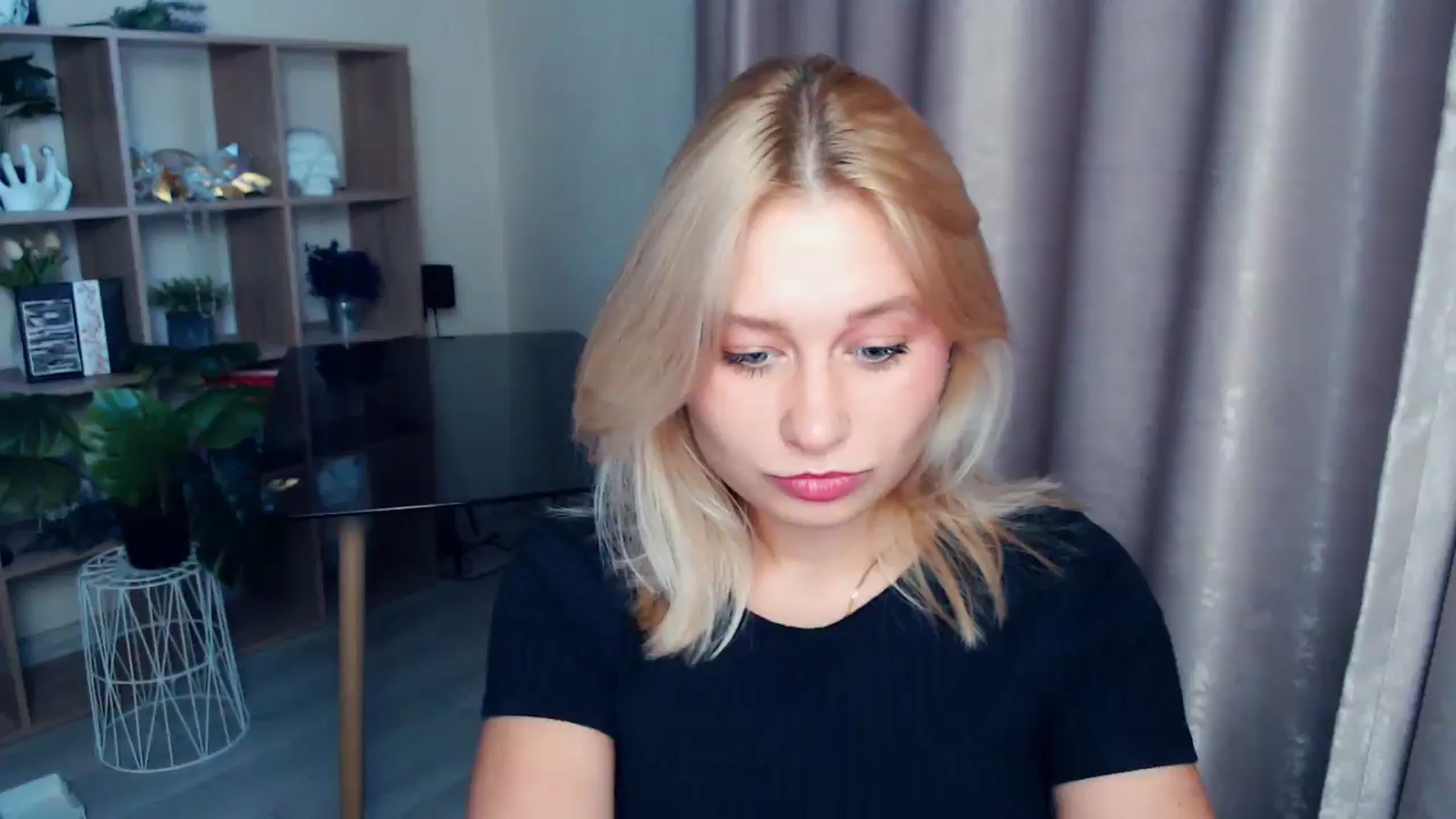 Gallery image thumbnail from Perfect_Star's myfreecams stream on, 09/07/2025, 16:52 image 1 of 20