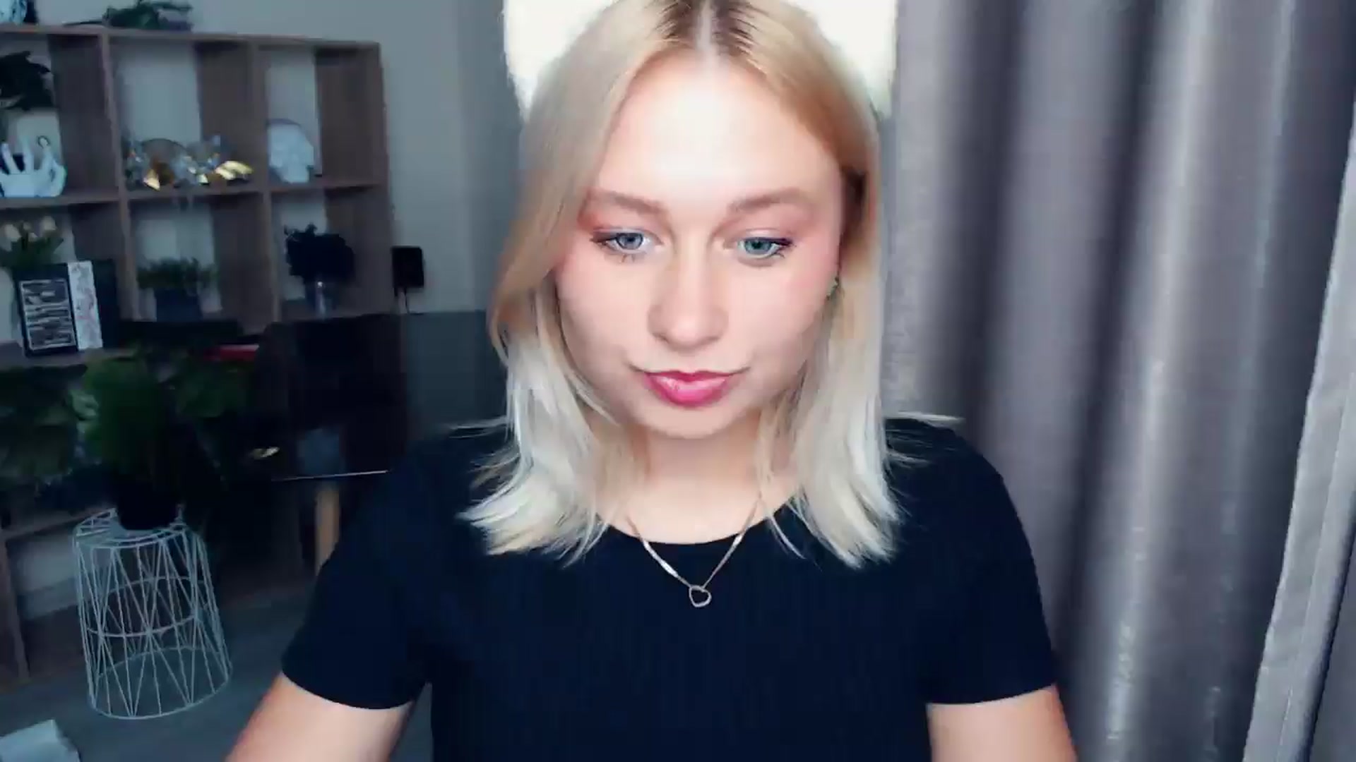 Gallery image thumbnail from Perfect_Star's myfreecams stream on, 09/07/2025, 16:52 image 14 of 20