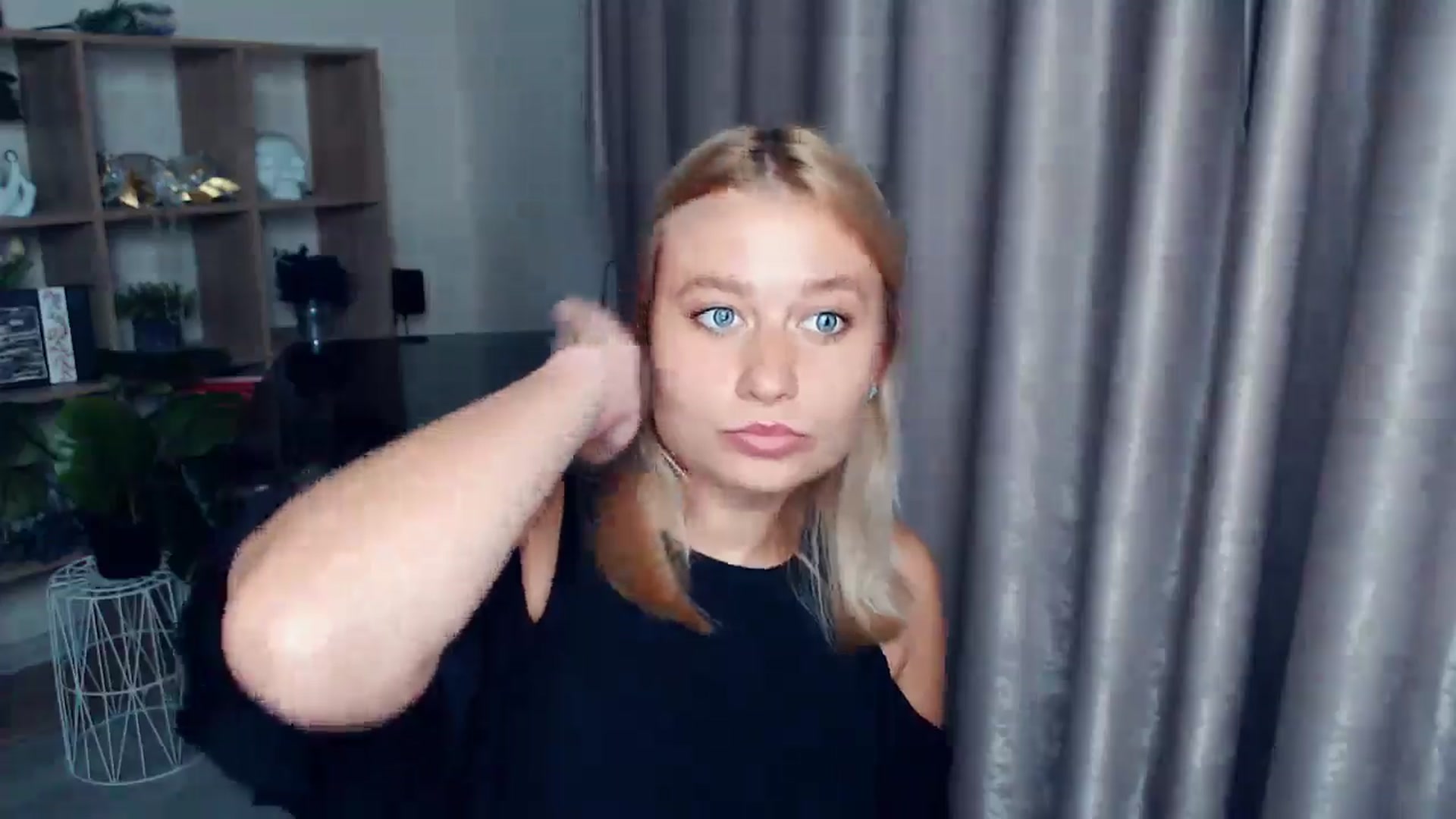 Gallery image thumbnail from Perfect_Star's myfreecams stream on, 09/08/2025, 17:48 image 9 of 20