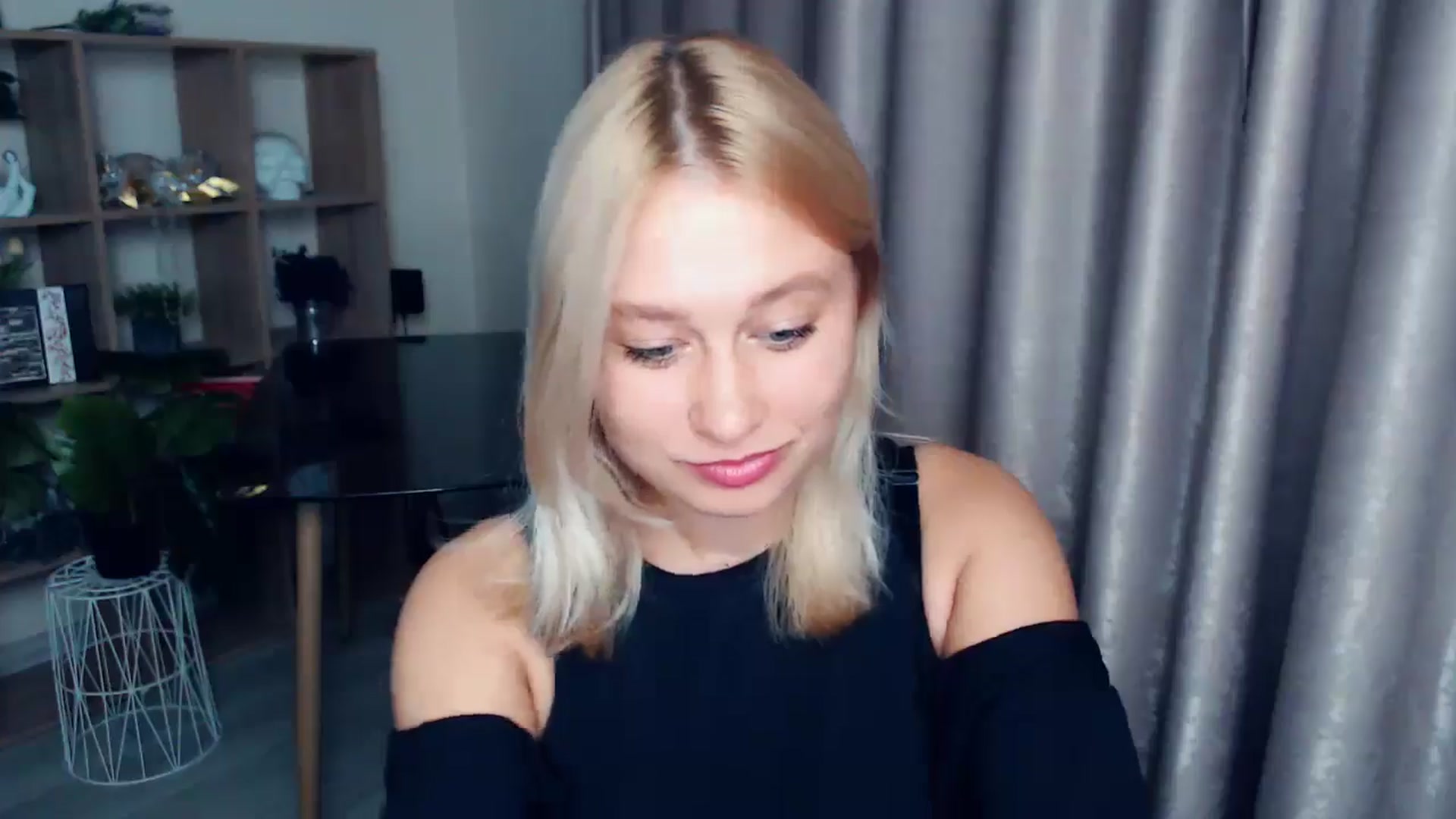 Gallery image thumbnail from Perfect_Star's myfreecams stream on, 09/08/2025, 17:48 image 3 of 20