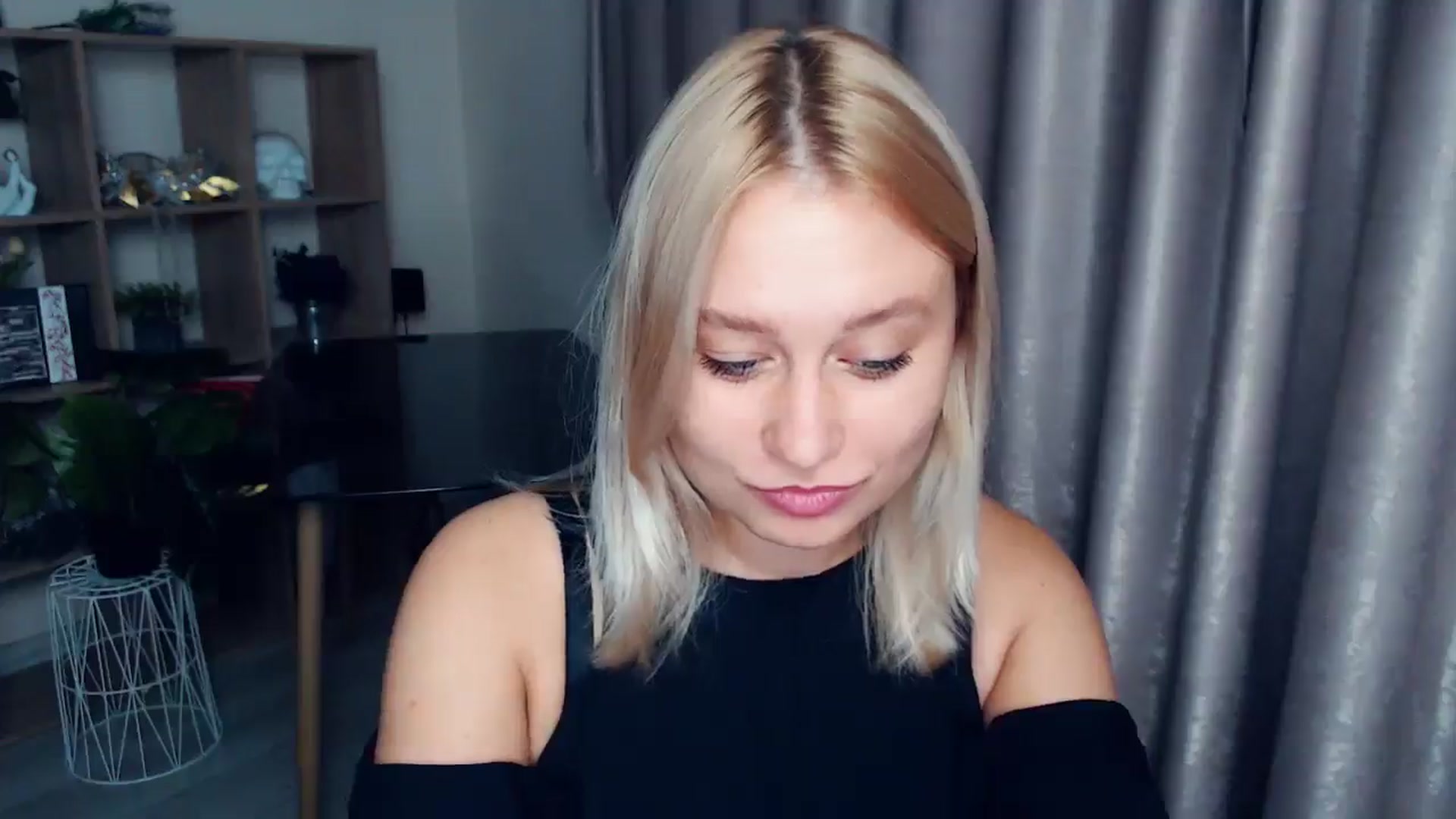 Gallery image thumbnail from Perfect_Star's myfreecams stream on, 09/08/2025, 17:48 image 12 of 20