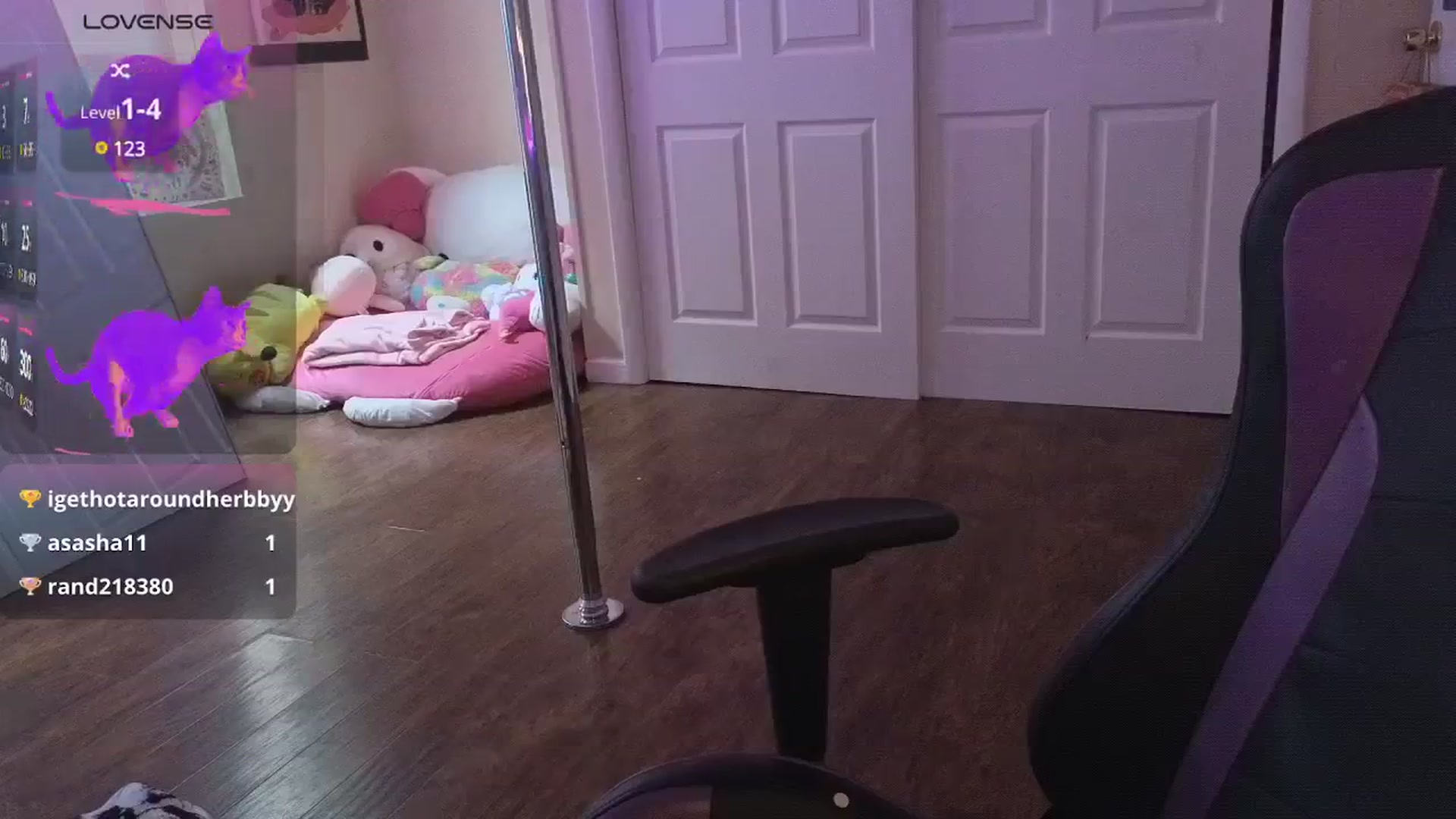 Gallery image thumbnail from Perfectangel's myfreecams stream on, 07/31/2025, 21:24 image 19 of 20