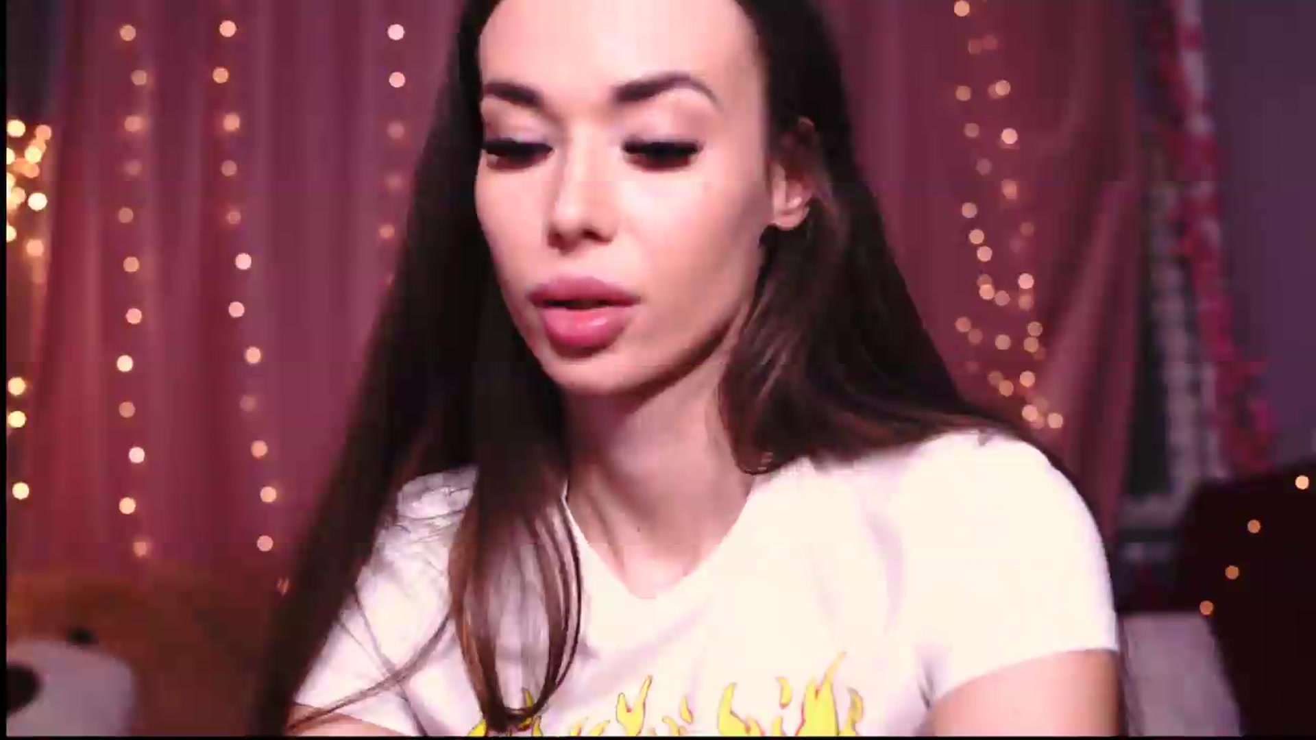 Gallery image thumbnail from Perfectview's myfreecams stream on, 05/30/2026, 13:23 image 20 of 20