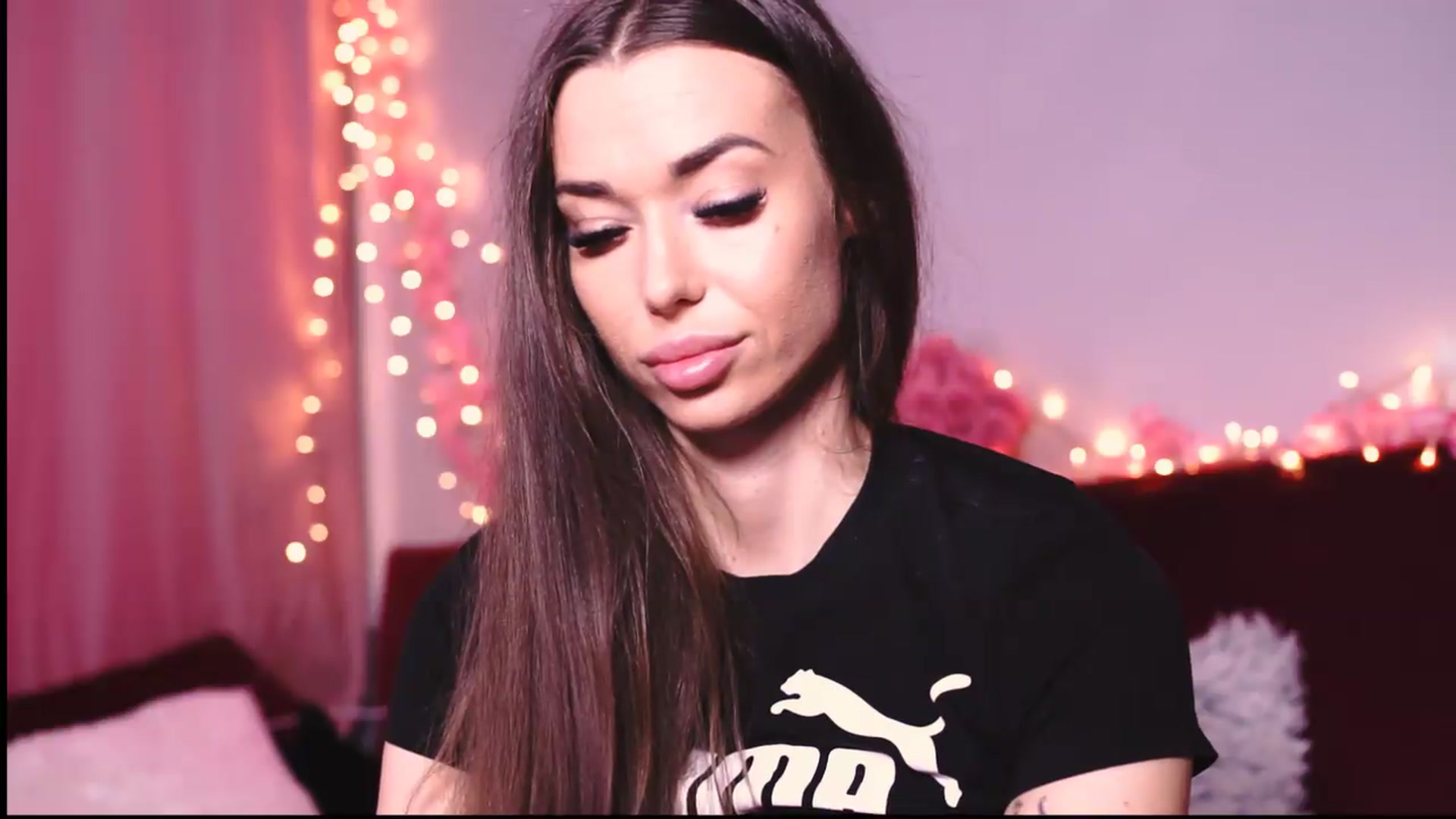 Gallery image thumbnail from Perfectview's myfreecams stream on, 06/12/2026, 20:02 image 20 of 20