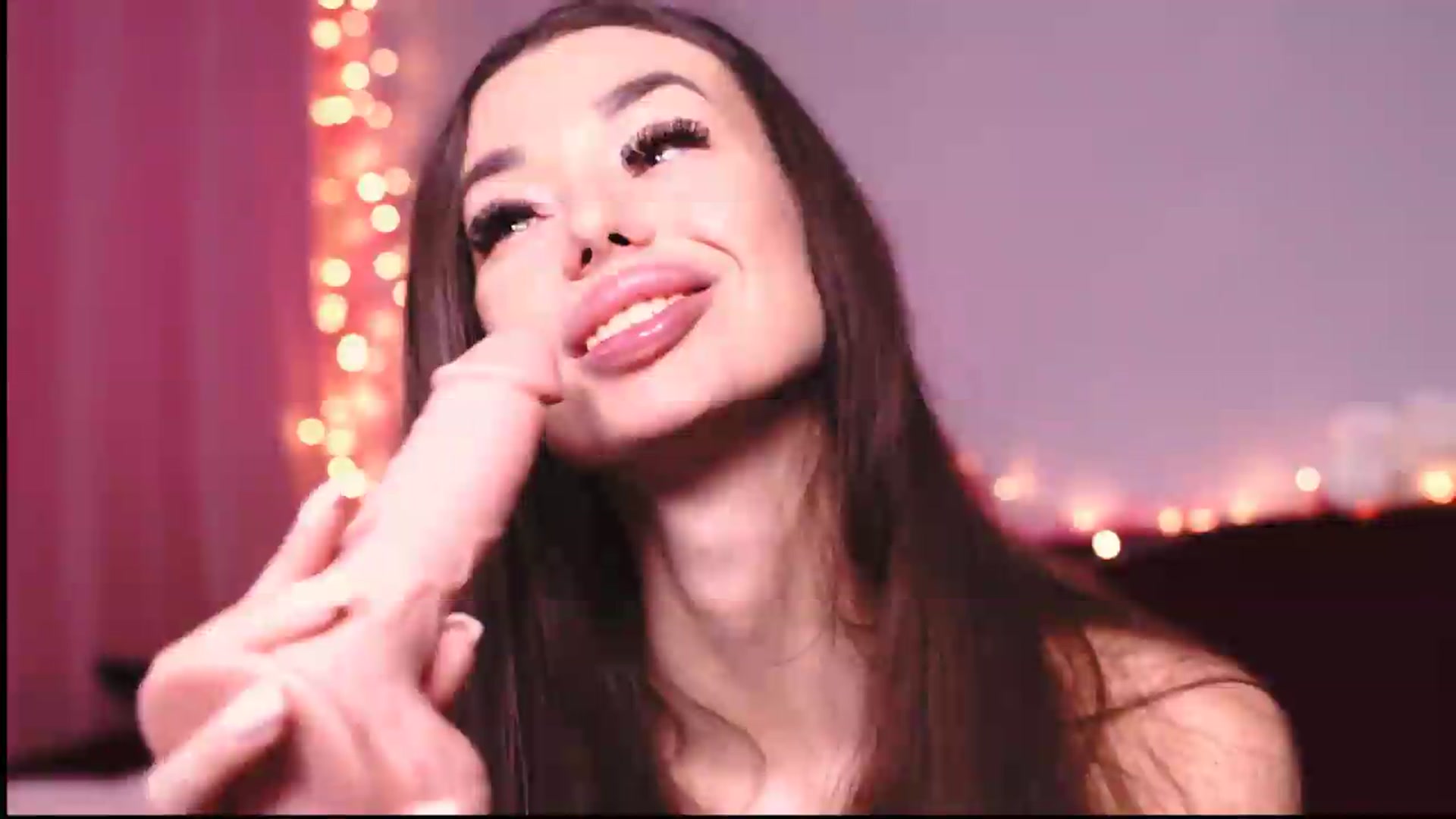 Gallery image thumbnail from Perfectview's myfreecams stream on, 06/22/2026, 06:14 image 19 of 20