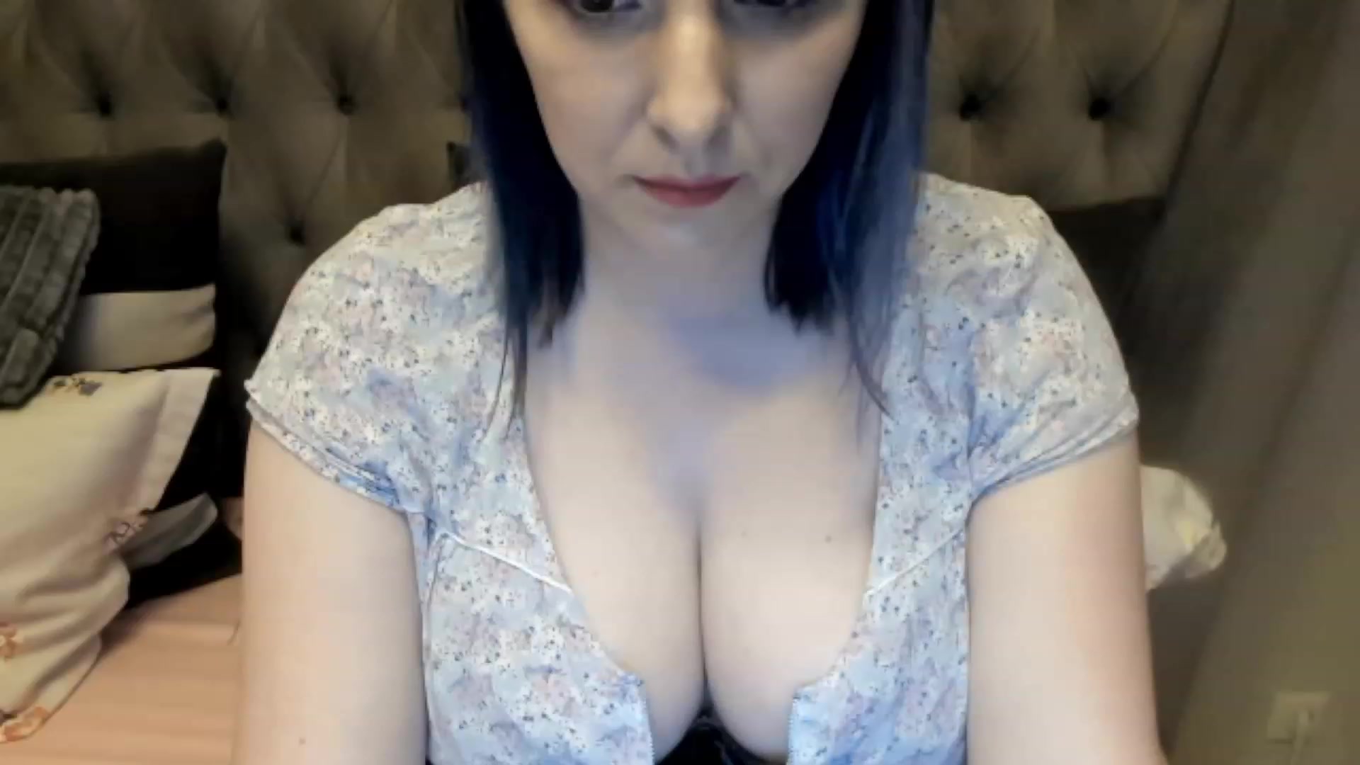 Gallery image thumbnail from PerkyBlinders's myfreecams stream on, 01/29/2023, 15:25 image 16 of 20