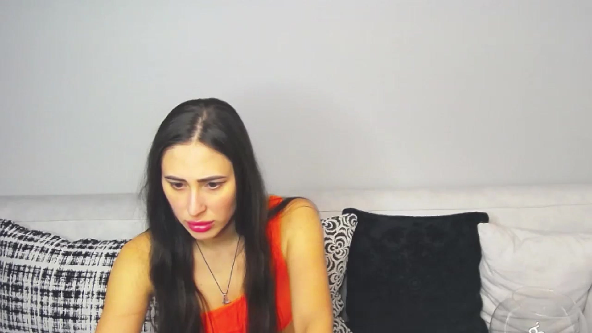 Gallery image thumbnail from PerkyCherry's myfreecams stream on, 04/06/2025, 19:00 image 17 of 20