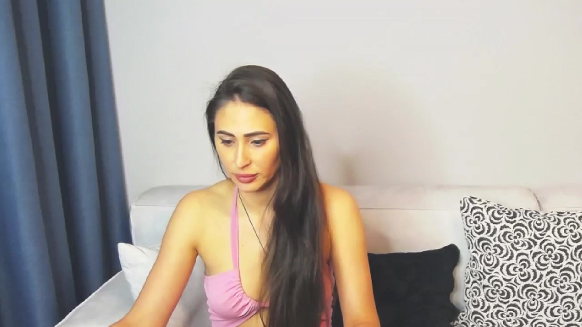 Gallery image thumbnail from PerkyCherry's myfreecams stream on, 05/18/2025, 19:50 image 3 of 20