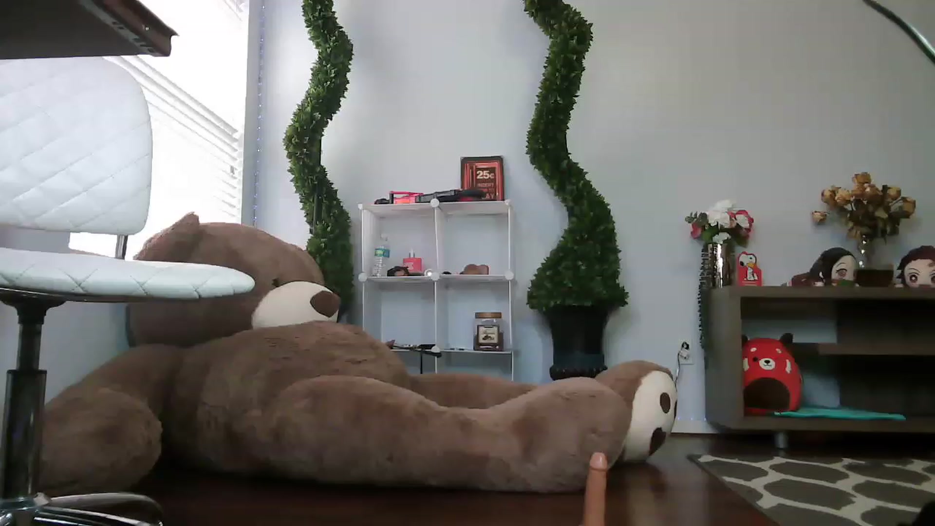Gallery image thumbnail from Perkybunny's myfreecams stream on, 04/15/2023, 17:39 image 19 of 20