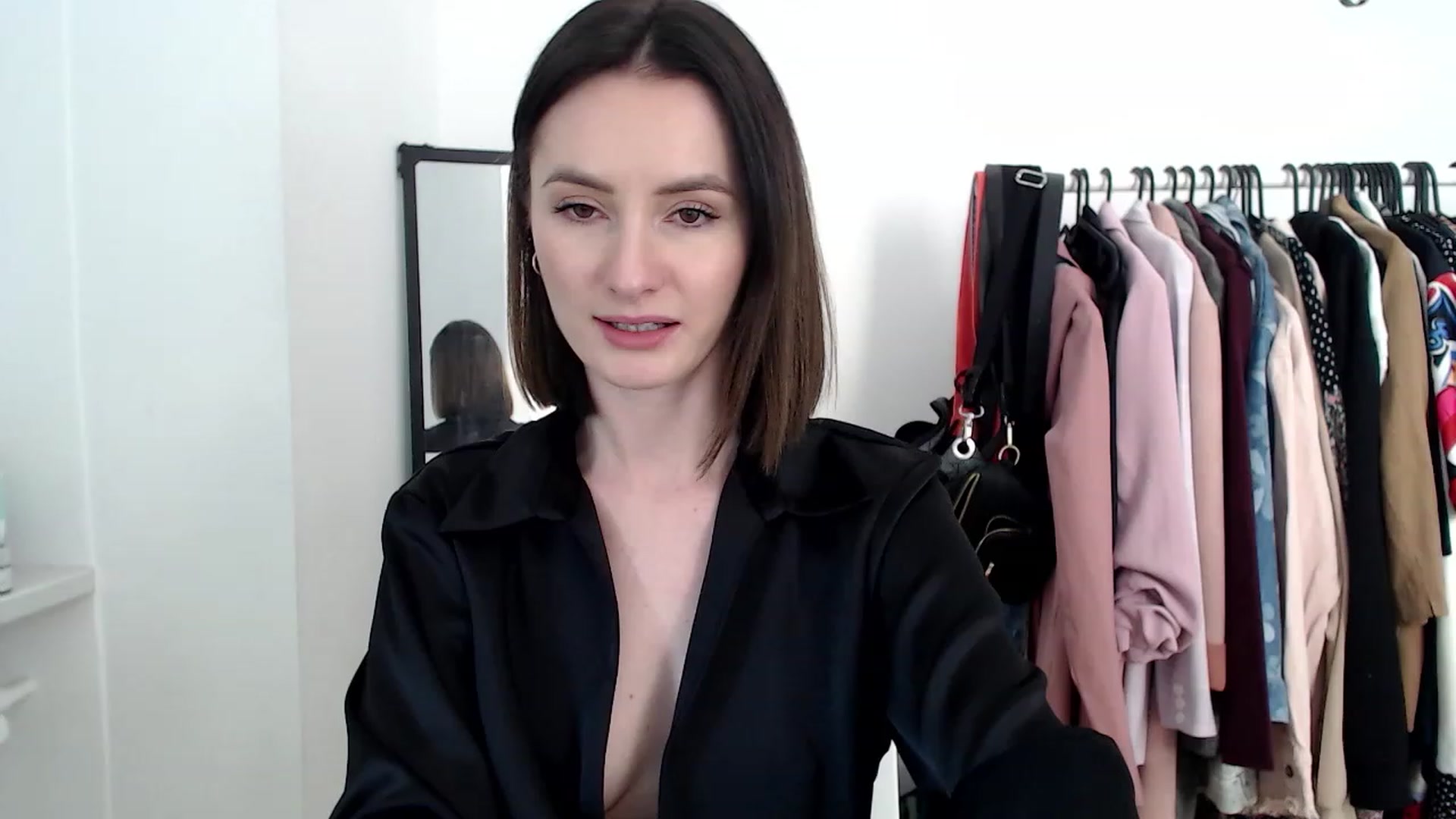 Gallery image thumbnail from PerlaBella's myfreecams stream on, 04/22/2023, 11:30 image 12 of 20