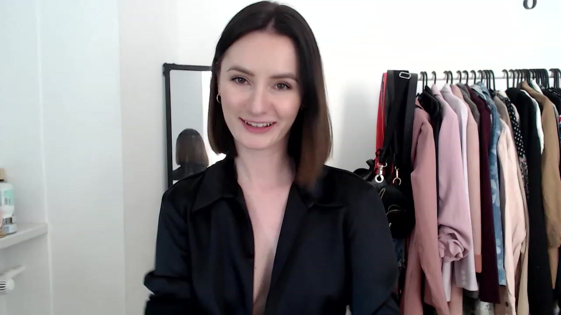 Gallery image thumbnail from PerlaBella's myfreecams stream on, 04/22/2023, 11:30 image 6 of 20