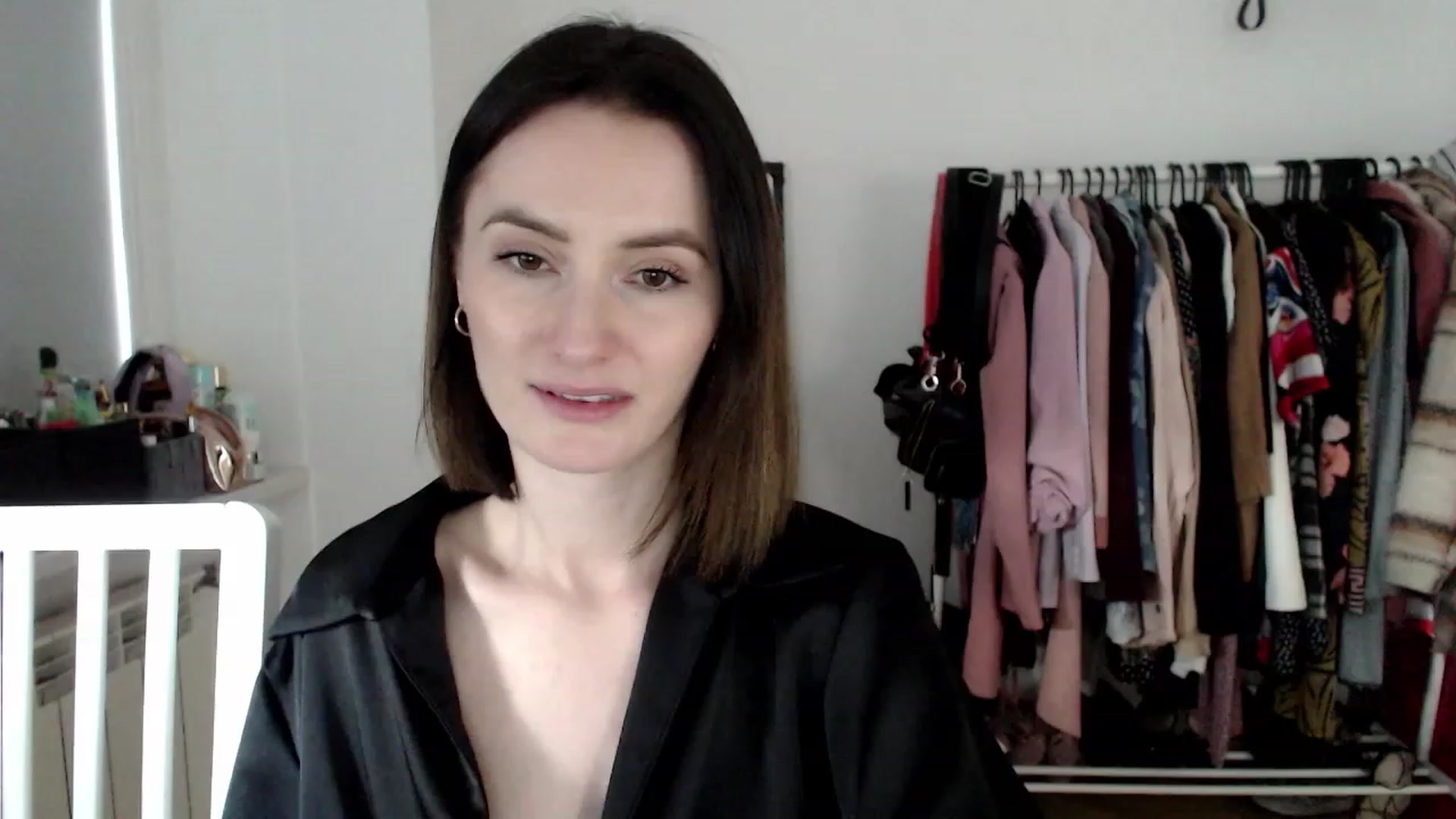 Gallery image thumbnail from PerlaBella's myfreecams stream on, 04/22/2023, 15:18 image 9 of 20