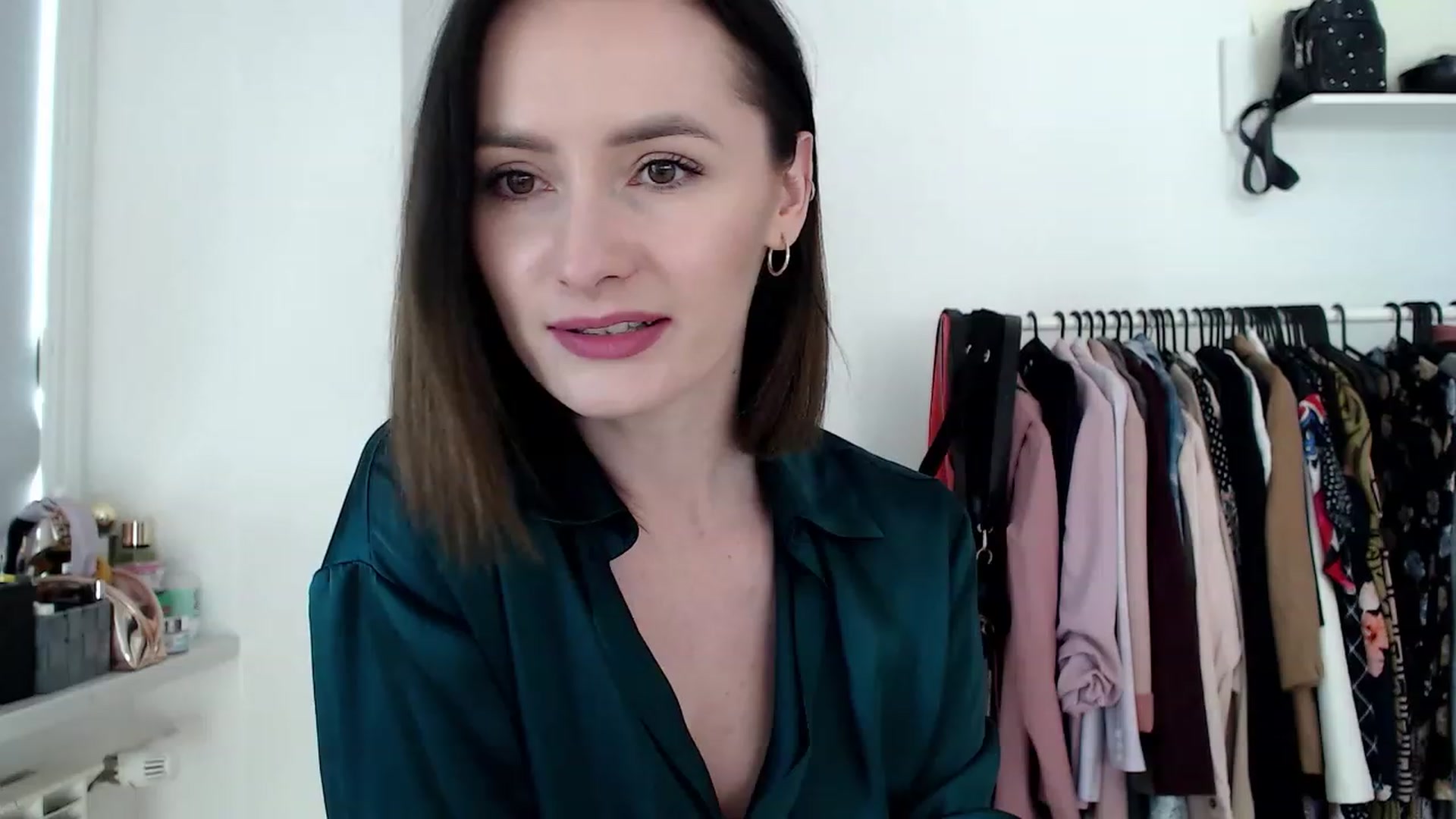 Gallery image thumbnail from PerlaBella's myfreecams stream on, 04/23/2023, 12:19 image 4 of 20