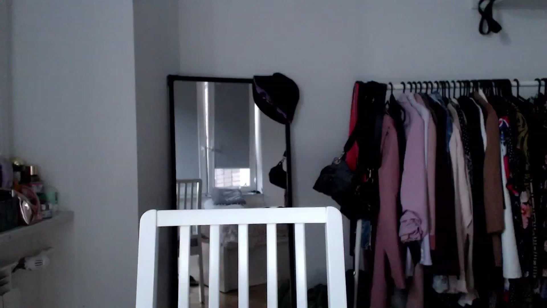 Gallery image thumbnail from PerlaBella's myfreecams stream on, 04/23/2023, 17:34 image 18 of 20