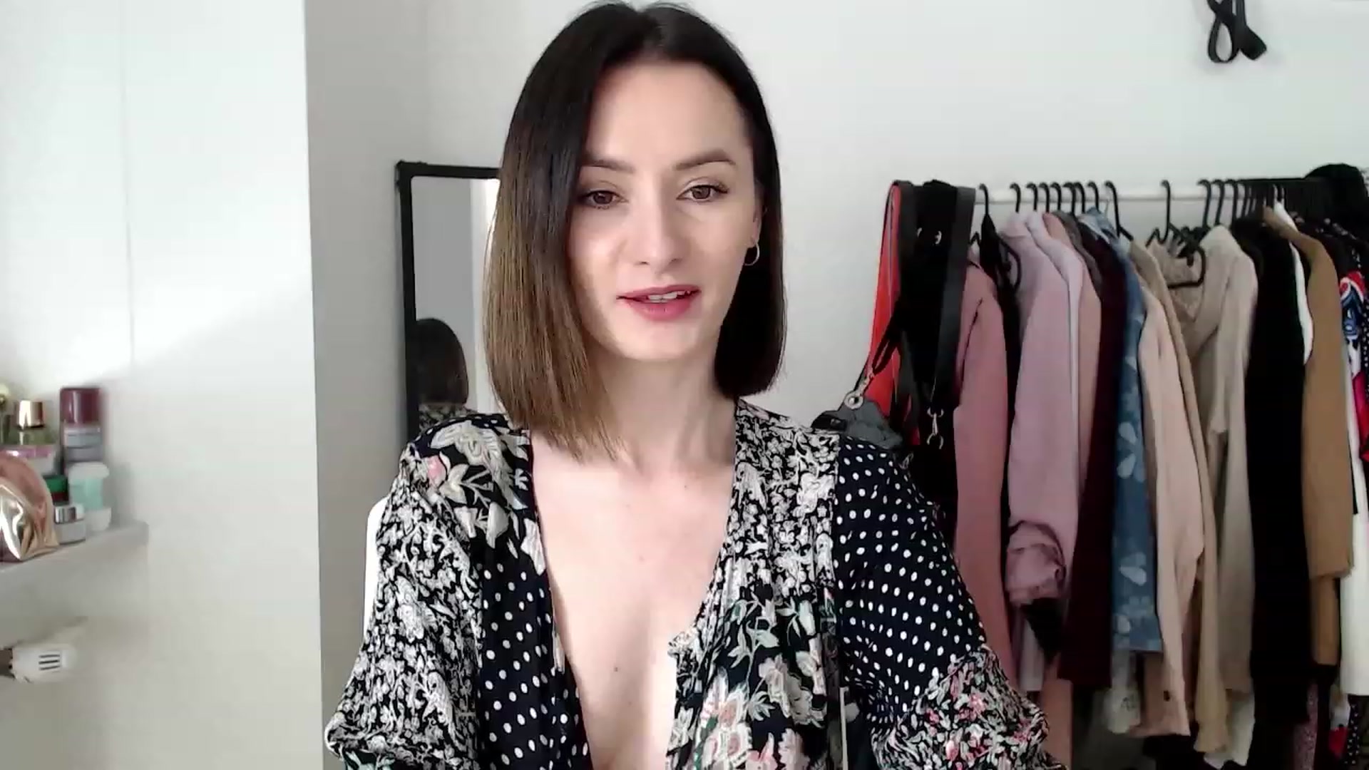 Gallery image thumbnail from PerlaBella's myfreecams stream on, 04/24/2023, 07:54 image 1 of 20