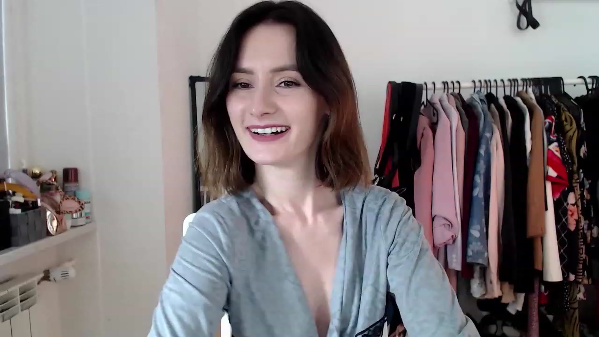 Gallery image thumbnail from PerlaBella's myfreecams stream on, 04/26/2023, 13:43 image 11 of 20