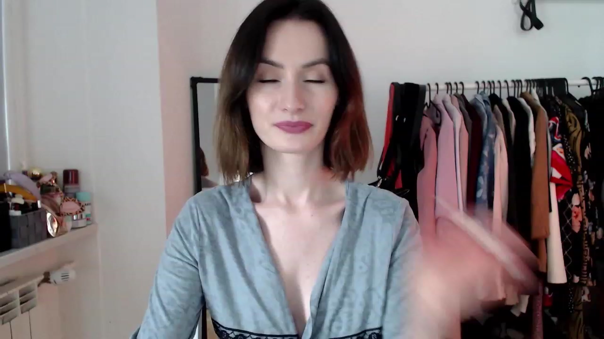 Gallery image thumbnail from PerlaBella's myfreecams stream on, 04/26/2023, 13:43 image 2 of 20