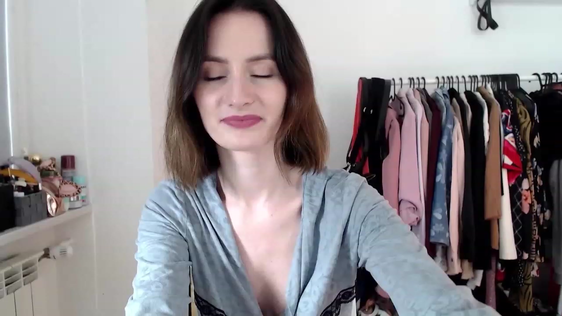 Gallery image thumbnail from PerlaBella's myfreecams stream on, 04/26/2023, 13:43 image 13 of 20