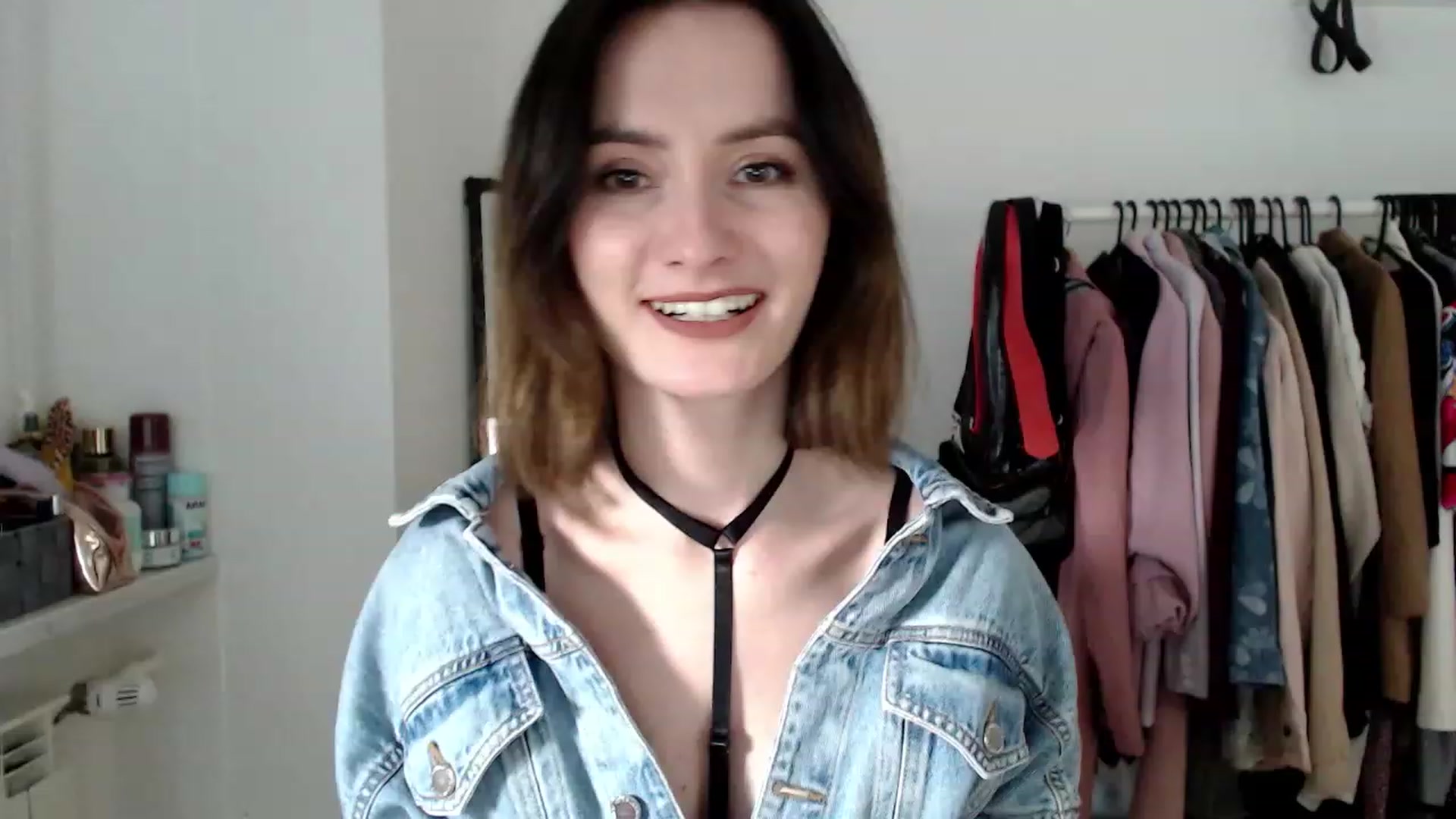 Gallery image thumbnail from PerlaBella's myfreecams stream on, 04/28/2023, 16:06 image 1 of 20