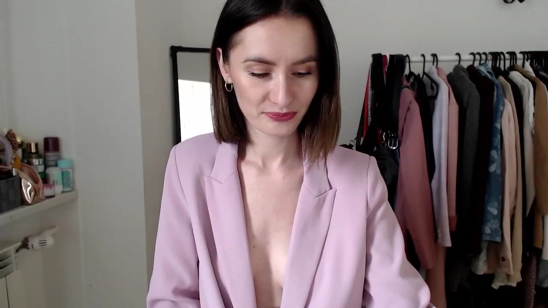 Gallery image thumbnail from PerlaBella's myfreecams stream on, 04/29/2023, 16:01 image 9 of 20