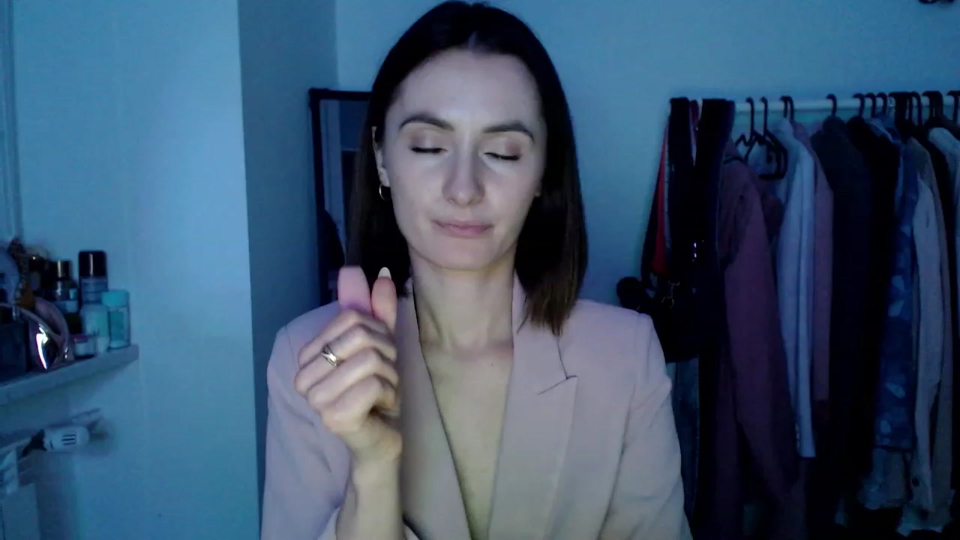 Gallery image thumbnail from PerlaBella's myfreecams stream on, 04/29/2023, 20:38 image 16 of 20