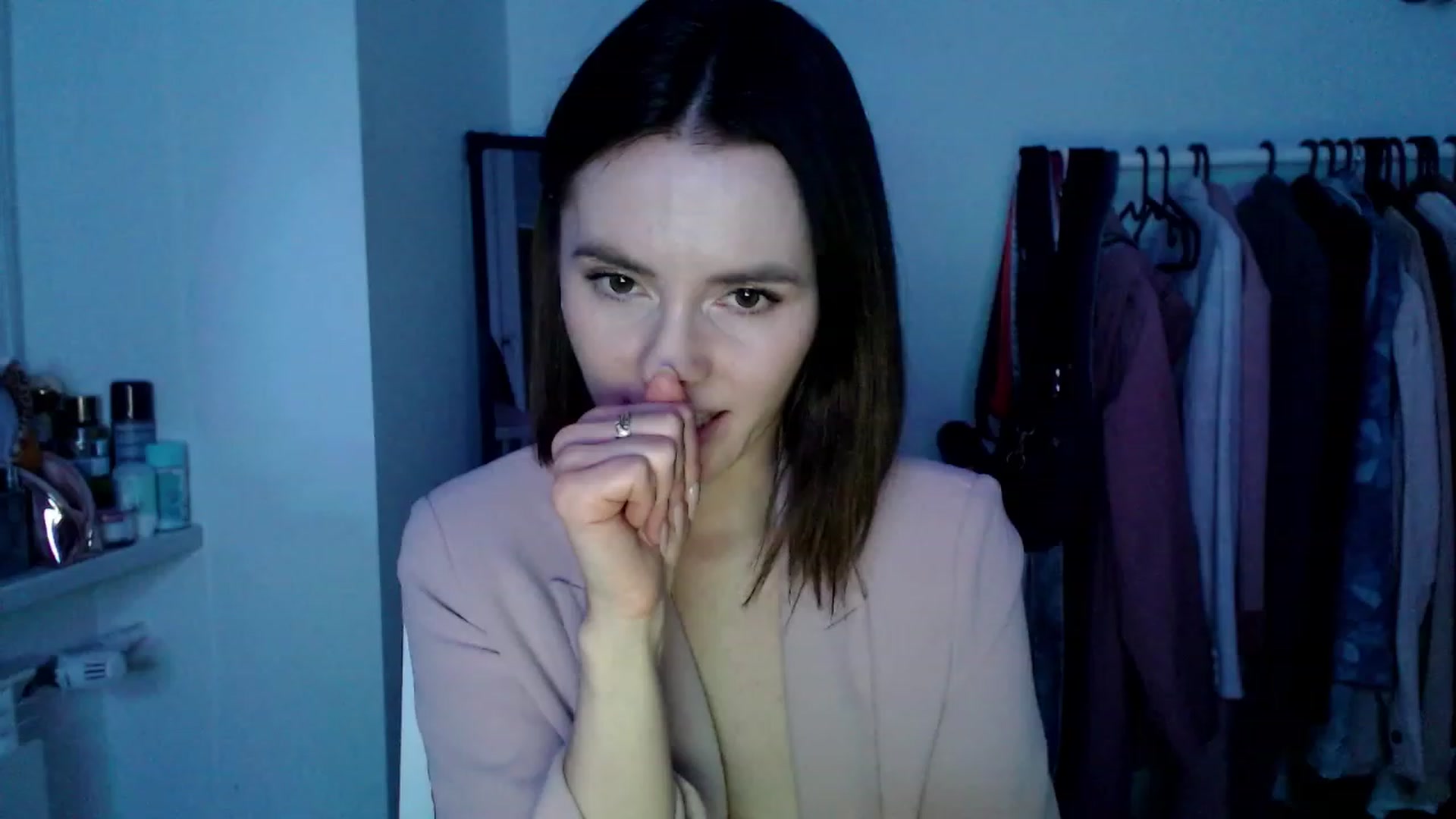 Gallery image thumbnail from PerlaBella's myfreecams stream on, 04/29/2023, 20:38 image 12 of 20
