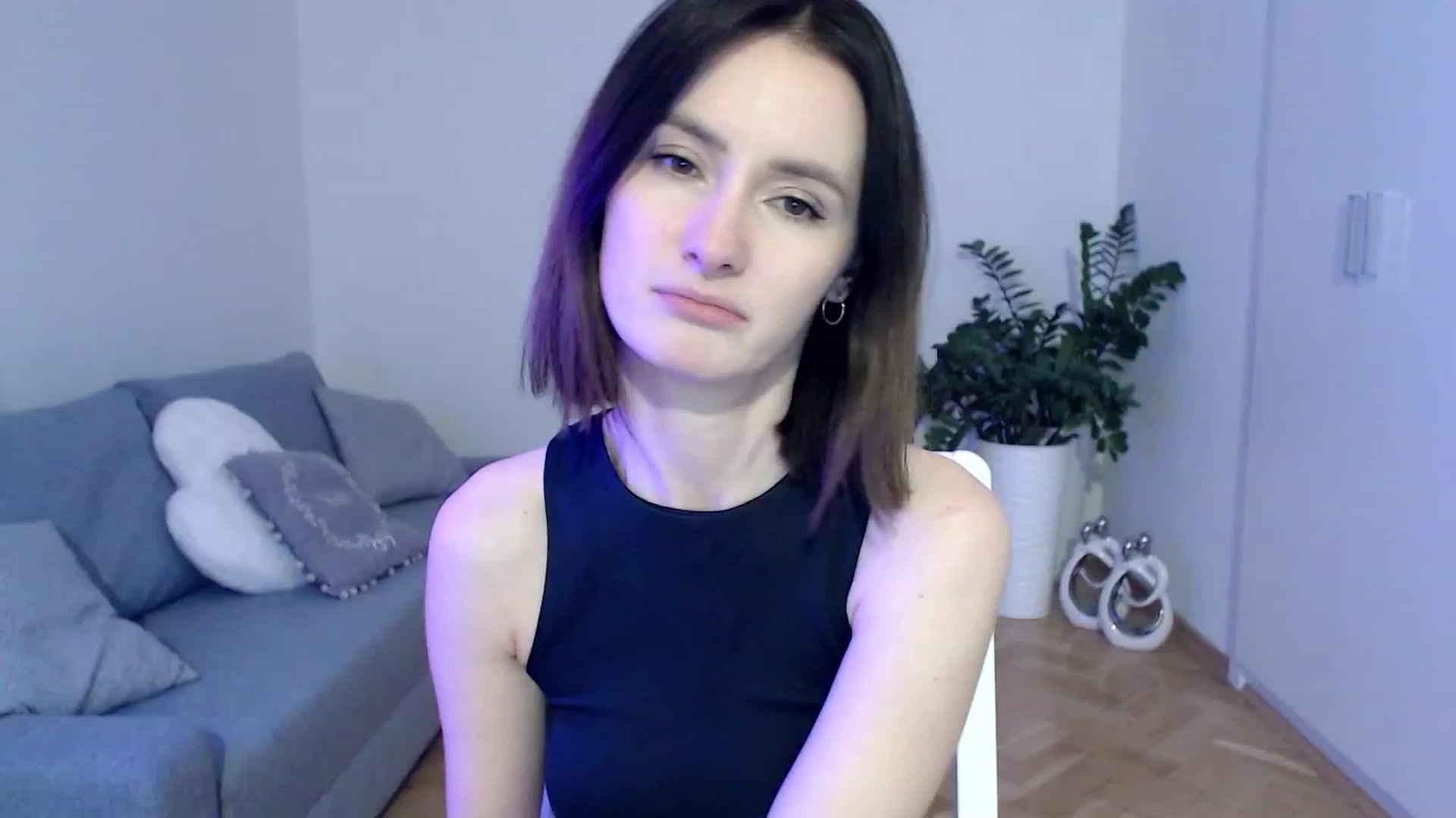 Gallery image thumbnail from PerlaBella's myfreecams stream on, 05/01/2023, 19:27 image 20 of 20