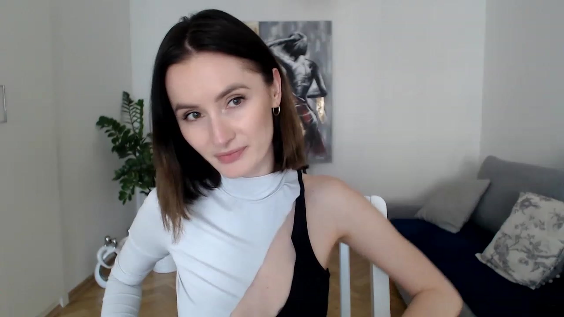 Gallery image thumbnail from PerlaBella's myfreecams stream on, 05/03/2023, 16:09 image 20 of 20