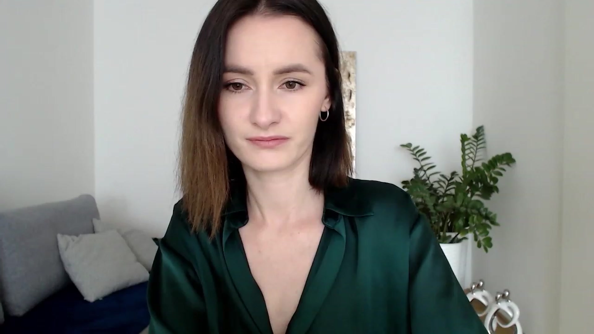 Gallery image thumbnail from PerlaBella's myfreecams stream on, 05/04/2023, 15:16 image 6 of 20