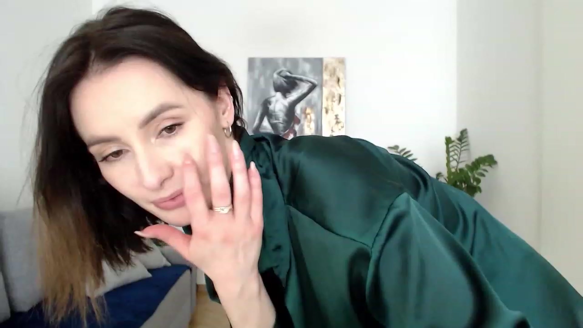 Gallery image thumbnail from PerlaBella's myfreecams stream on, 05/04/2023, 15:16 image 16 of 20