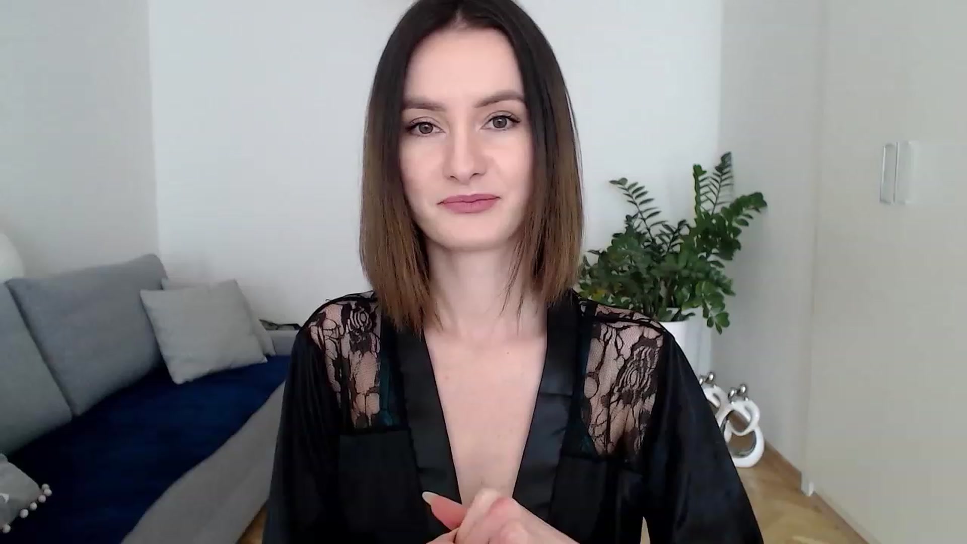 Gallery image thumbnail from PerlaBella's myfreecams stream on, 05/05/2023, 12:14 image 1 of 20