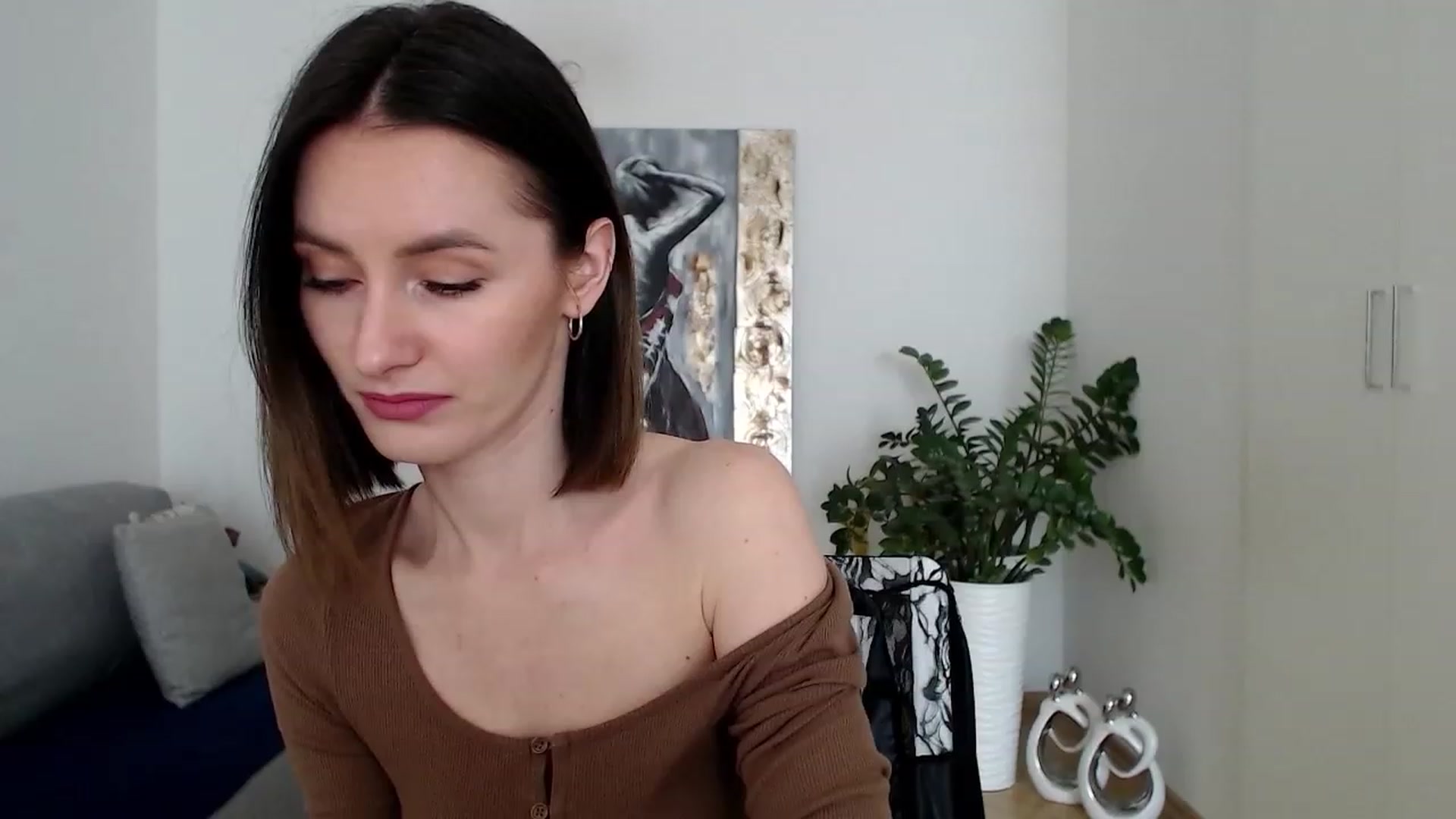 Gallery image thumbnail from PerlaBella's myfreecams stream on, 05/11/2023, 09:08 image 17 of 20