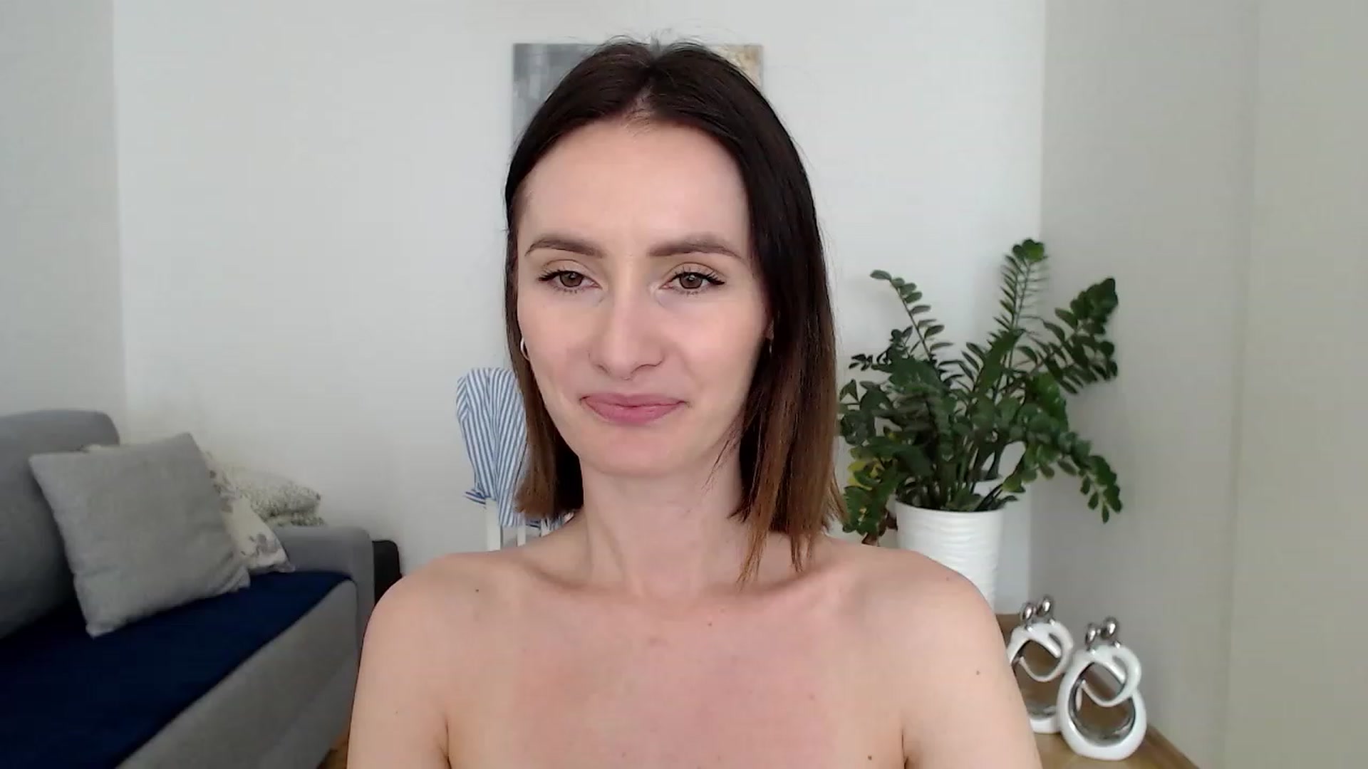 Gallery image thumbnail from PerlaBella's myfreecams stream on, 05/23/2023, 12:11 image 20 of 20