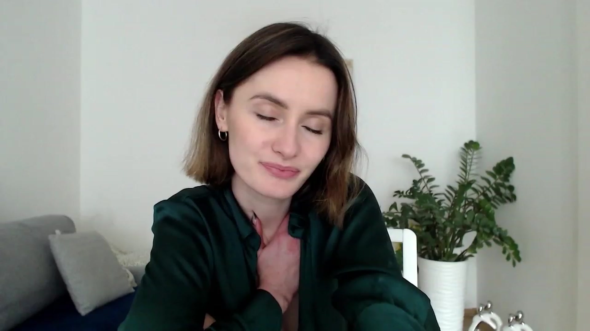 Gallery image thumbnail from PerlaBella's myfreecams stream on, 05/29/2023, 15:32 image 12 of 20