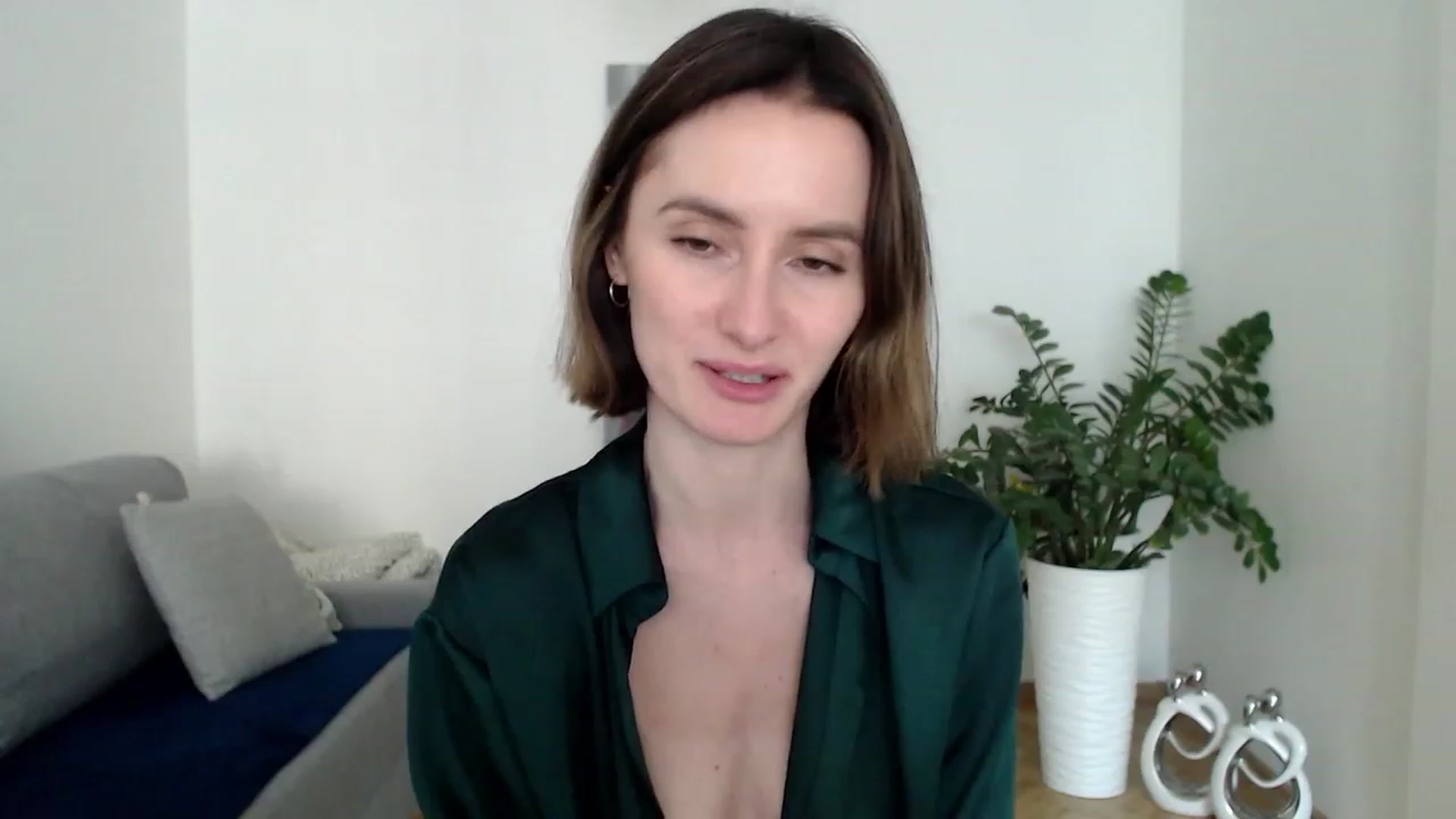 Gallery image thumbnail from PerlaBella's myfreecams stream on, 05/29/2023, 15:32 image 20 of 20
