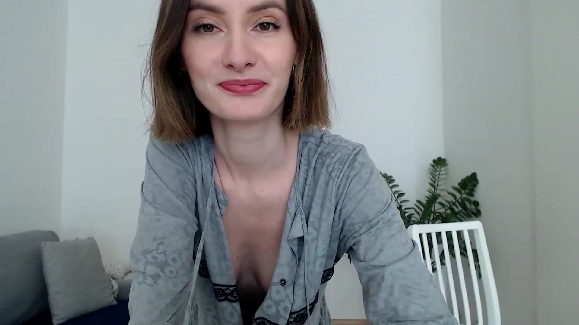 Gallery image thumbnail from PerlaBella's myfreecams stream on, 05/30/2023, 10:25 image 5 of 20