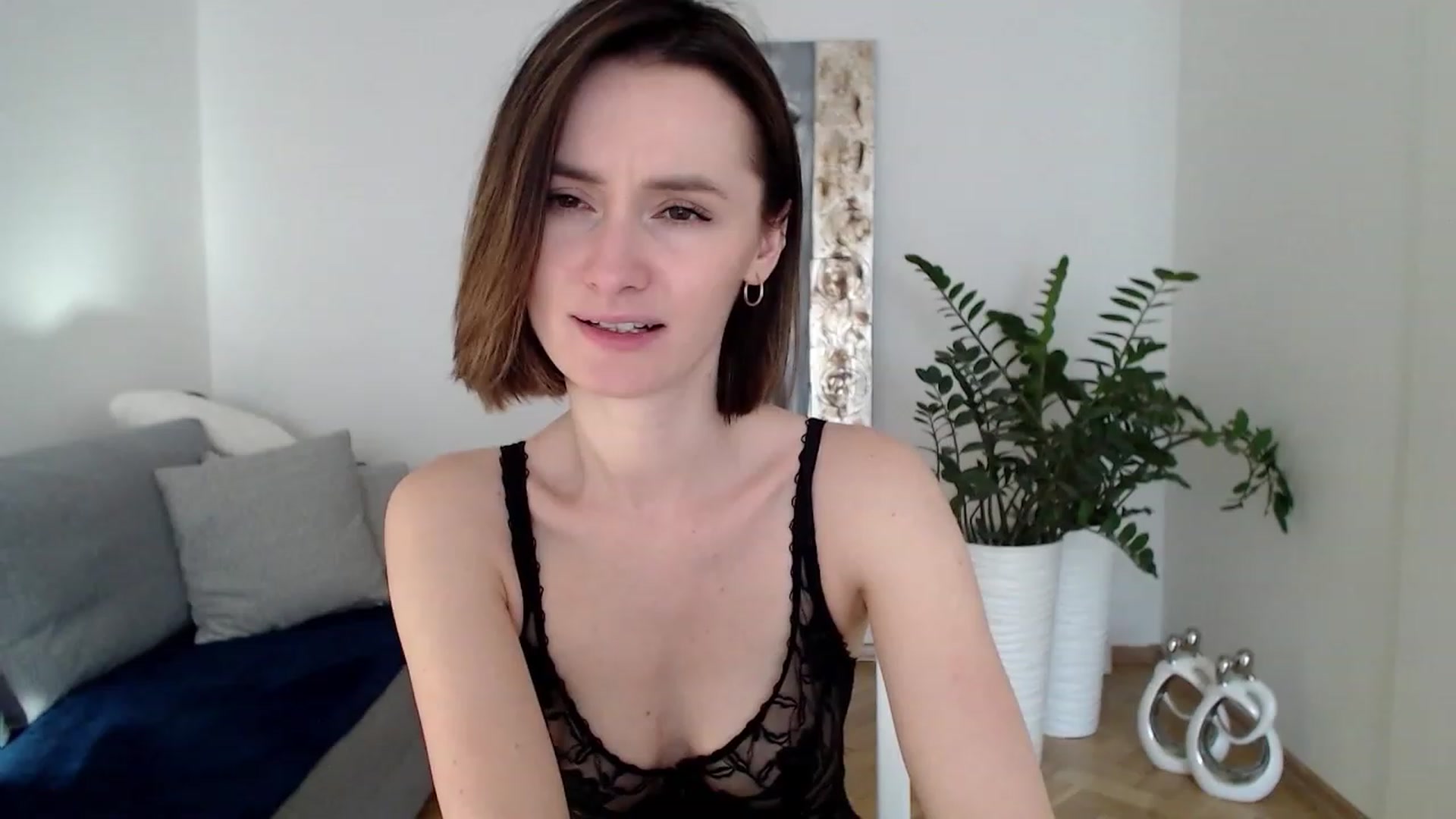 Gallery image thumbnail from PerlaBella's myfreecams stream on, 06/05/2023, 17:10 image 9 of 20