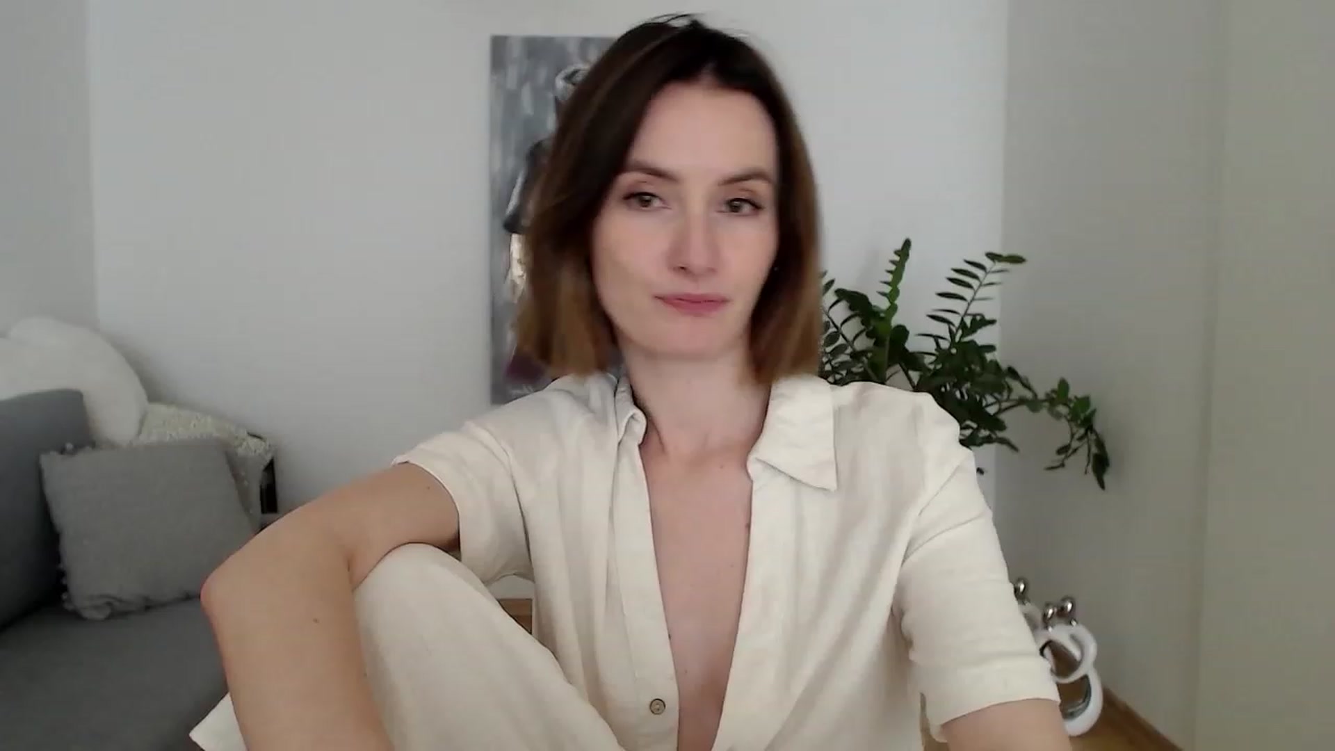 Gallery image thumbnail from PerlaBella's myfreecams stream on, 06/07/2023, 13:01 image 1 of 20