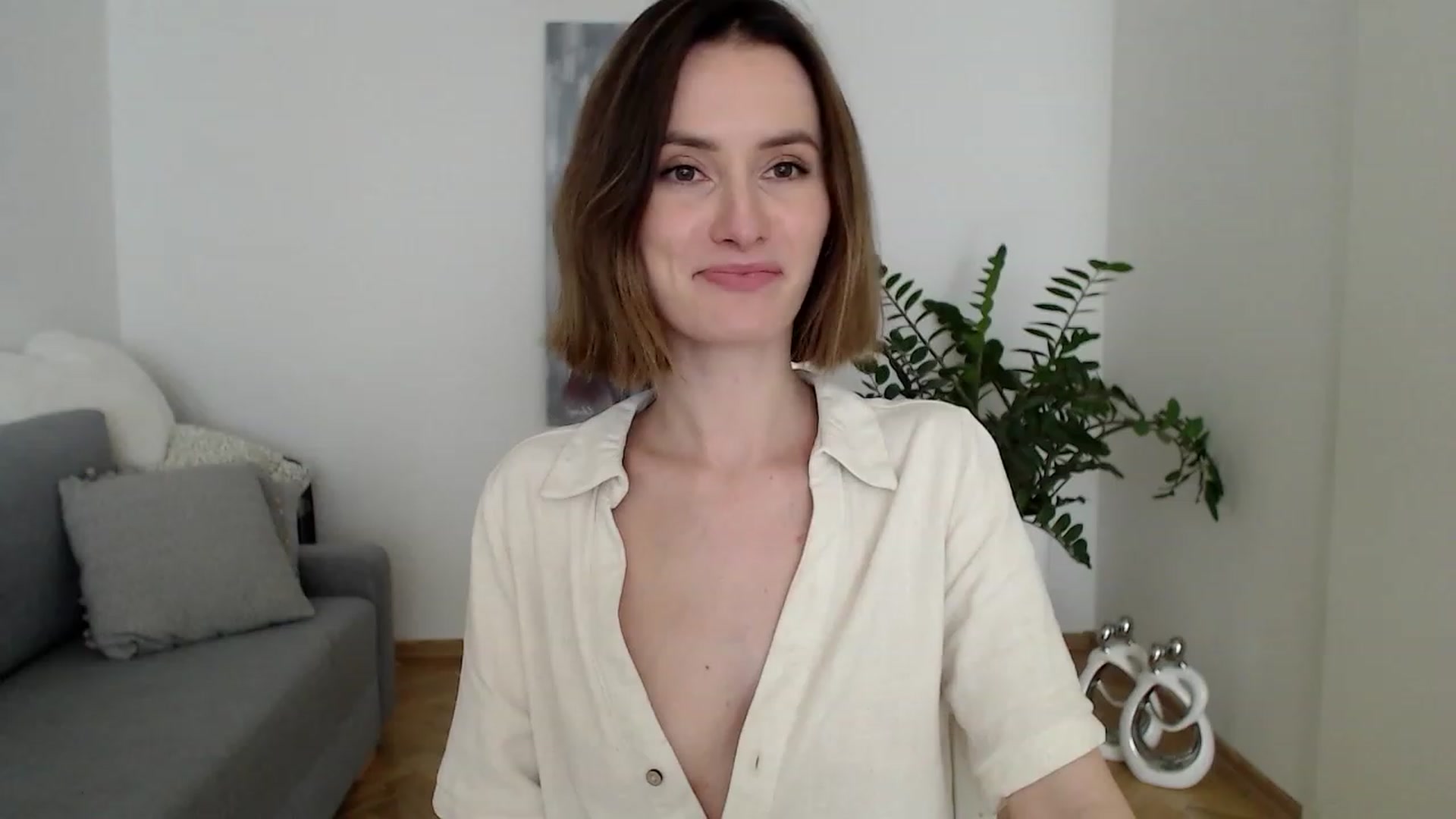 Gallery image thumbnail from PerlaBella's myfreecams stream on, 06/07/2023, 13:01 image 14 of 20