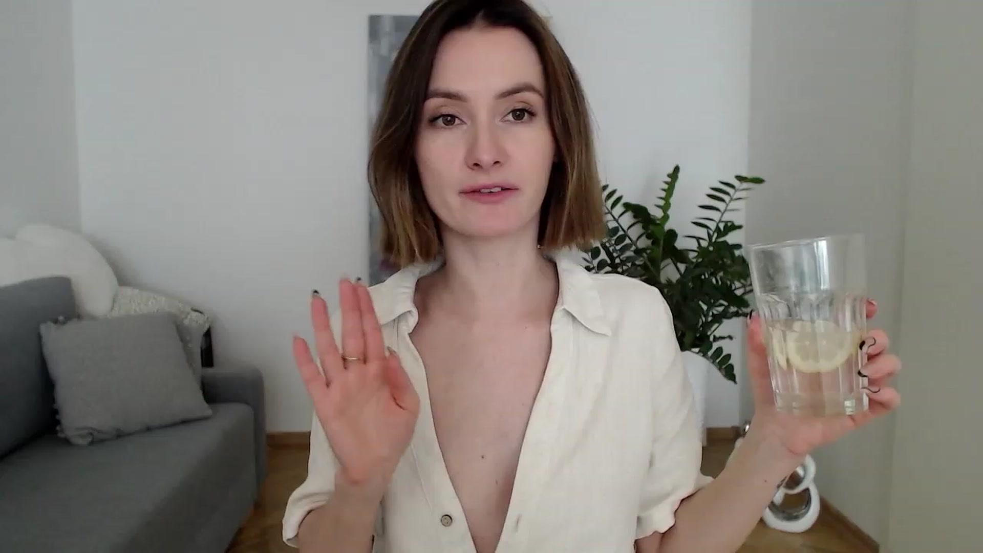 Gallery image thumbnail from PerlaBella's myfreecams stream on, 06/07/2023, 13:01 image 9 of 20