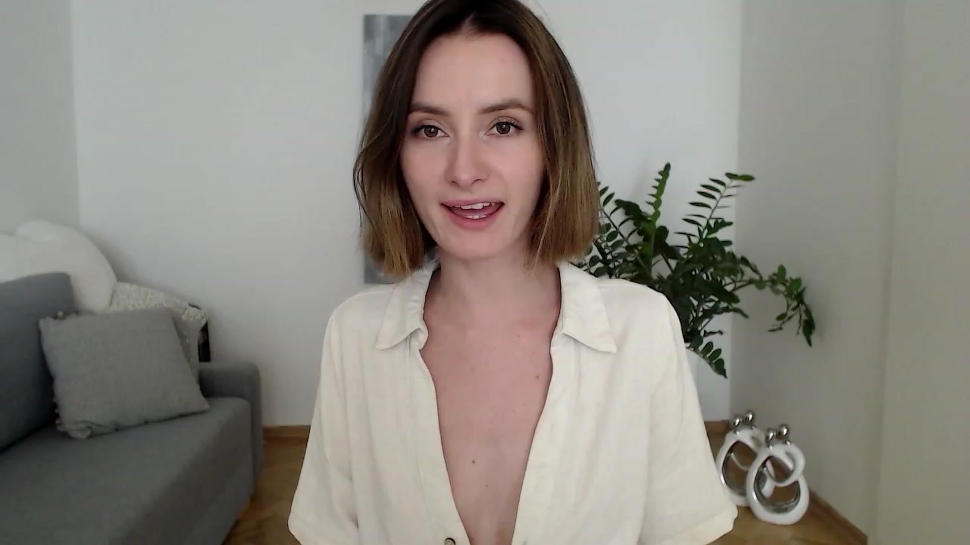 Gallery image thumbnail from PerlaBella's myfreecams stream on, 06/07/2023, 13:01 image 13 of 20