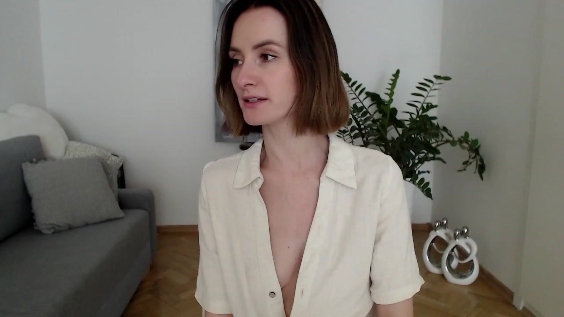 Gallery image thumbnail from PerlaBella's myfreecams stream on, 06/07/2023, 13:55 image 14 of 20