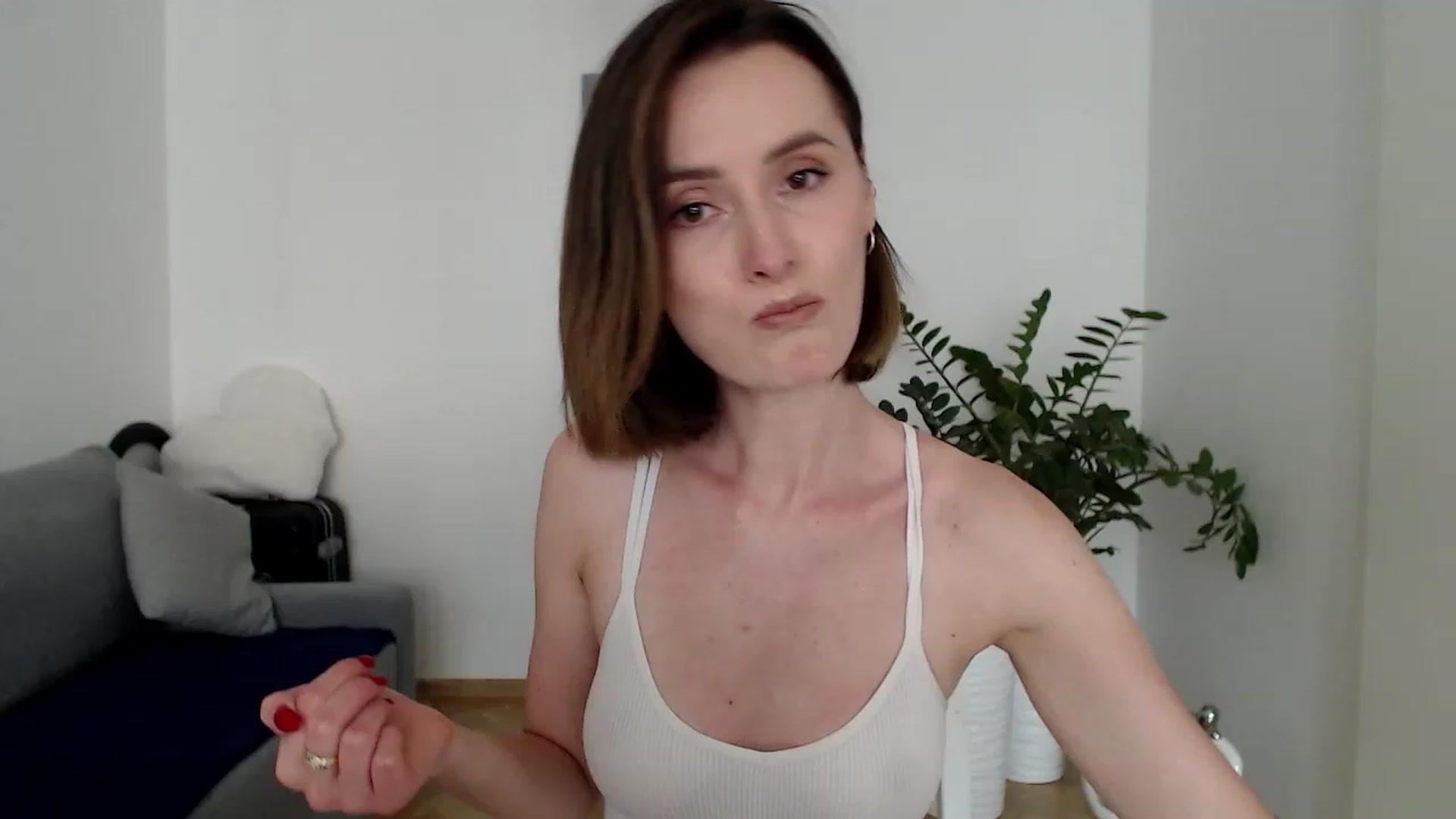 Gallery image thumbnail from PerlaBella's myfreecams stream on, 06/22/2023, 17:02 image 6 of 20