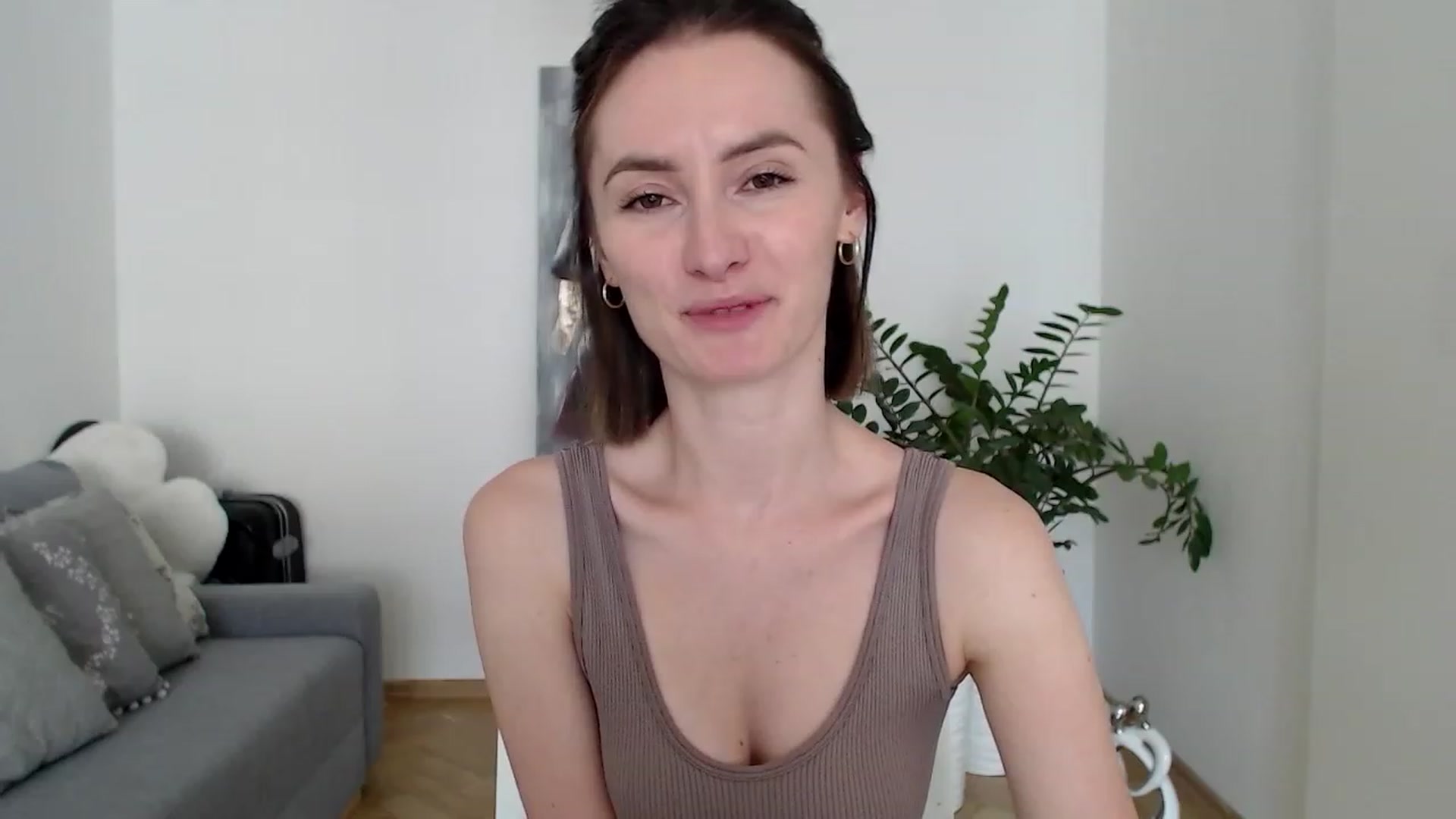 Gallery image thumbnail from PerlaBella's myfreecams stream on, 06/27/2023, 16:16 image 11 of 20